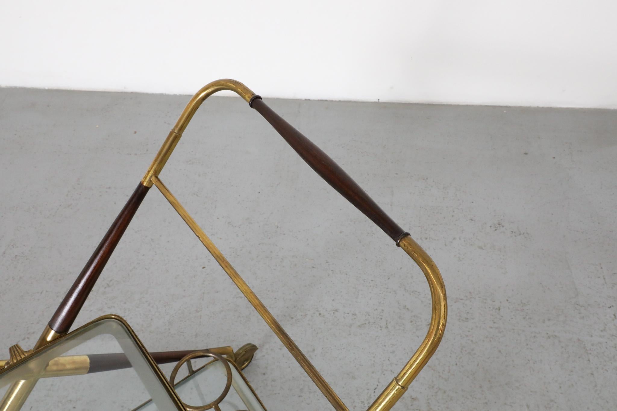 Carrito de bar italiano de mediados de siglo estilo Ico Parisi de Cesare Lacca, latón y madera en venta 5