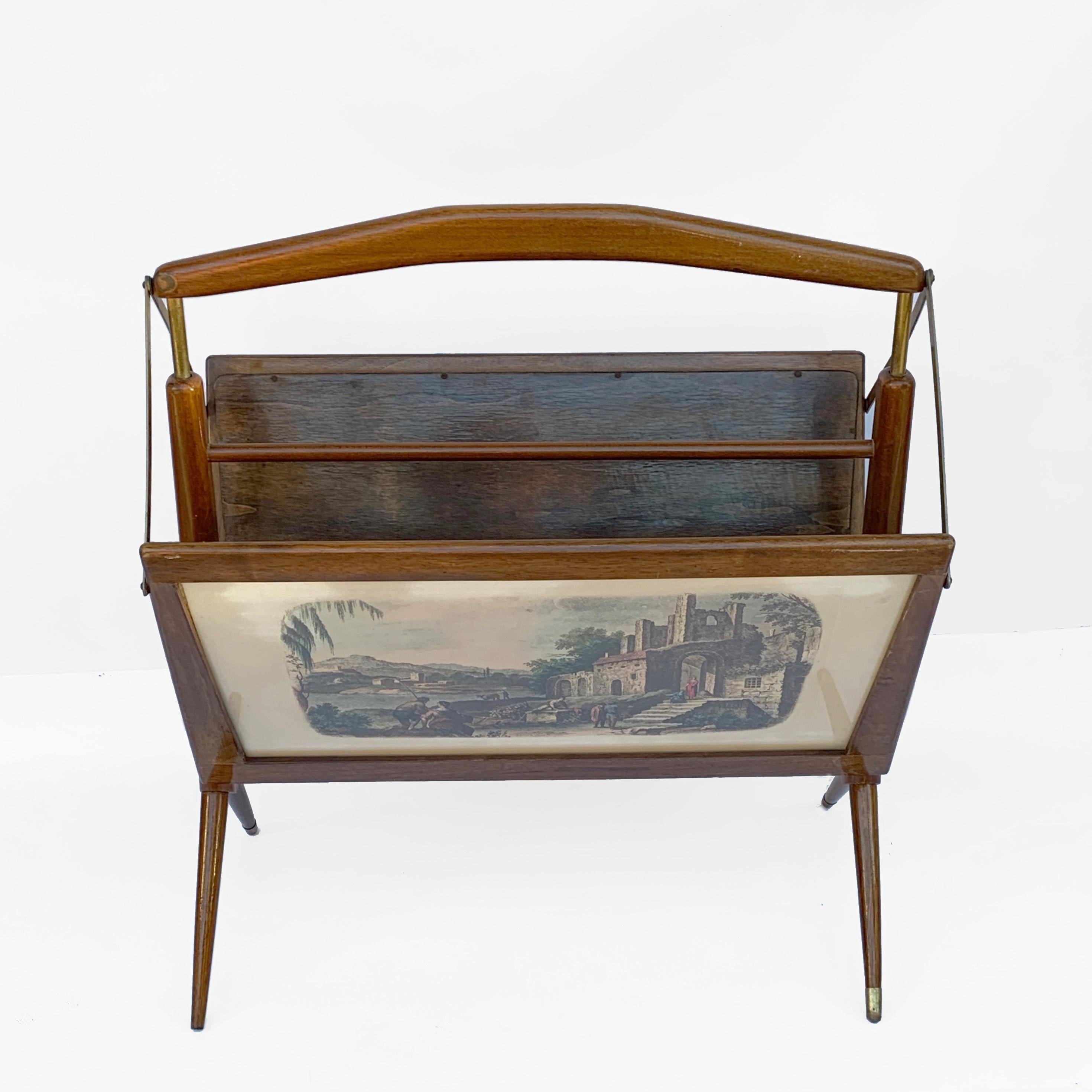 Ico Parisi Style Magazine Rack in Wood, Brass, with 2 Prints, Italy, 1950s In Good Condition In Roma, IT