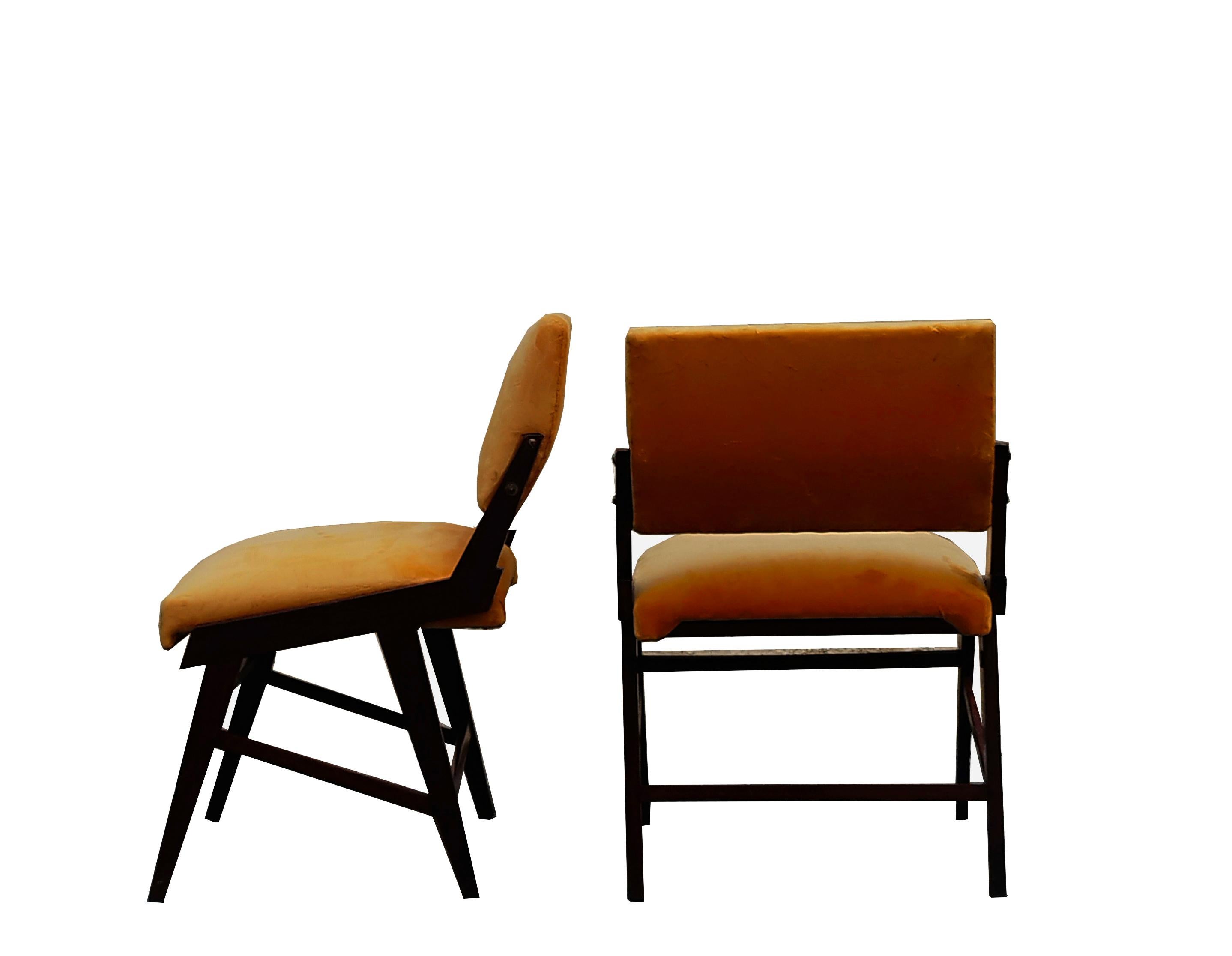 Italian Ico Parisi Style Pair of Wood and Velvet Chairs, Italy 1960s For Sale