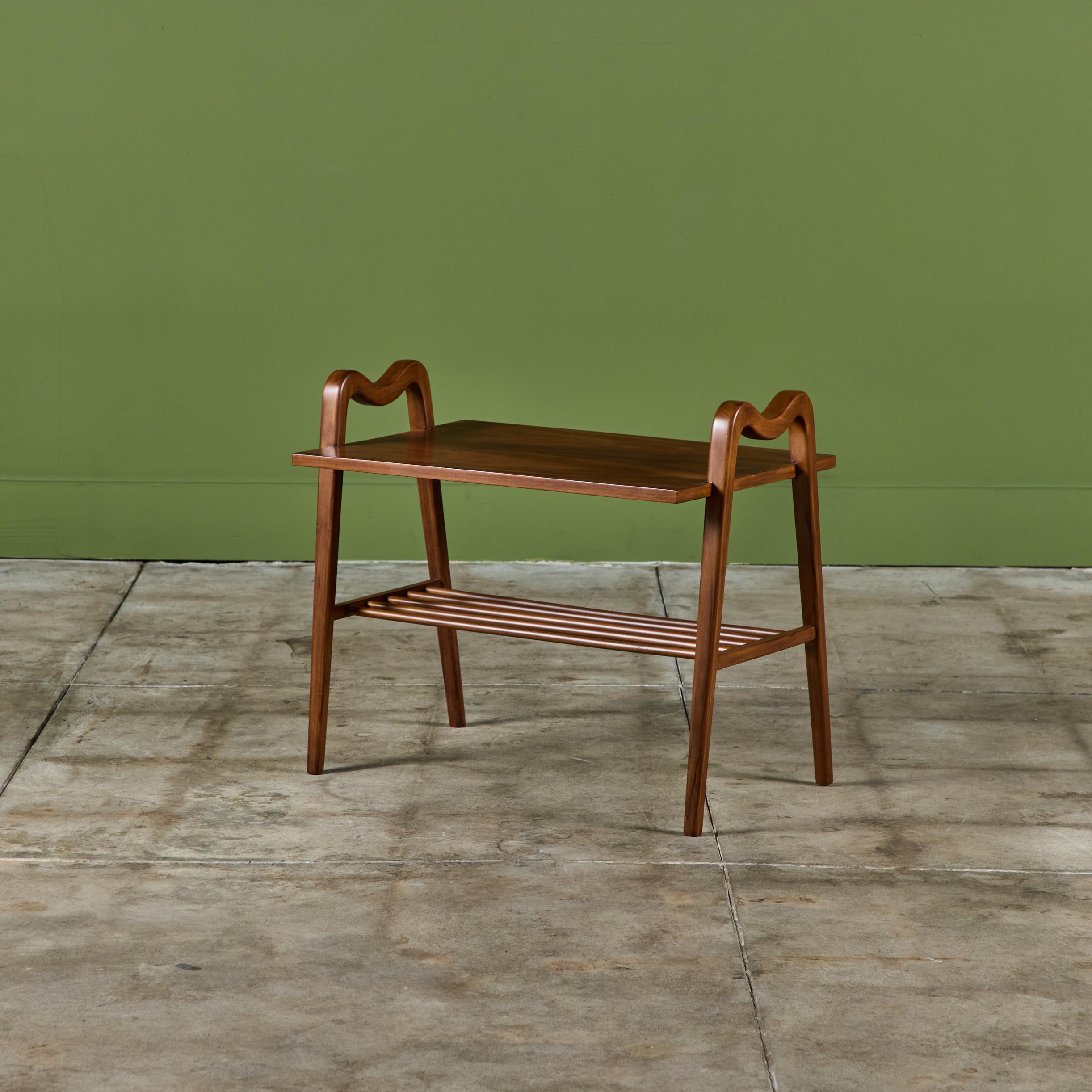 20ième siècle Table d'appoint à deux niveaux de style Ico Parisi en vente