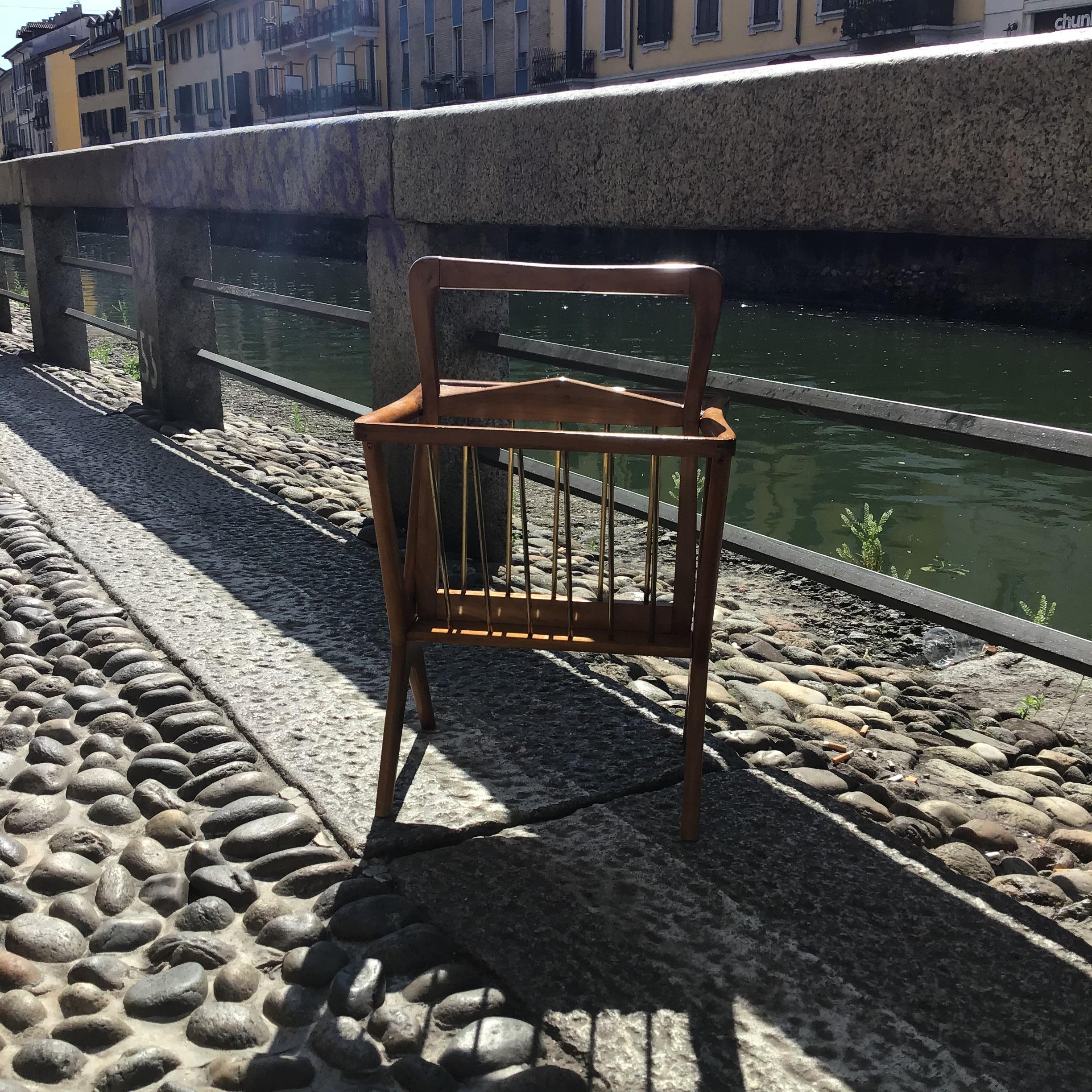 Polished ICO PARISI - coffee table magazine rack - 1950s For Sale