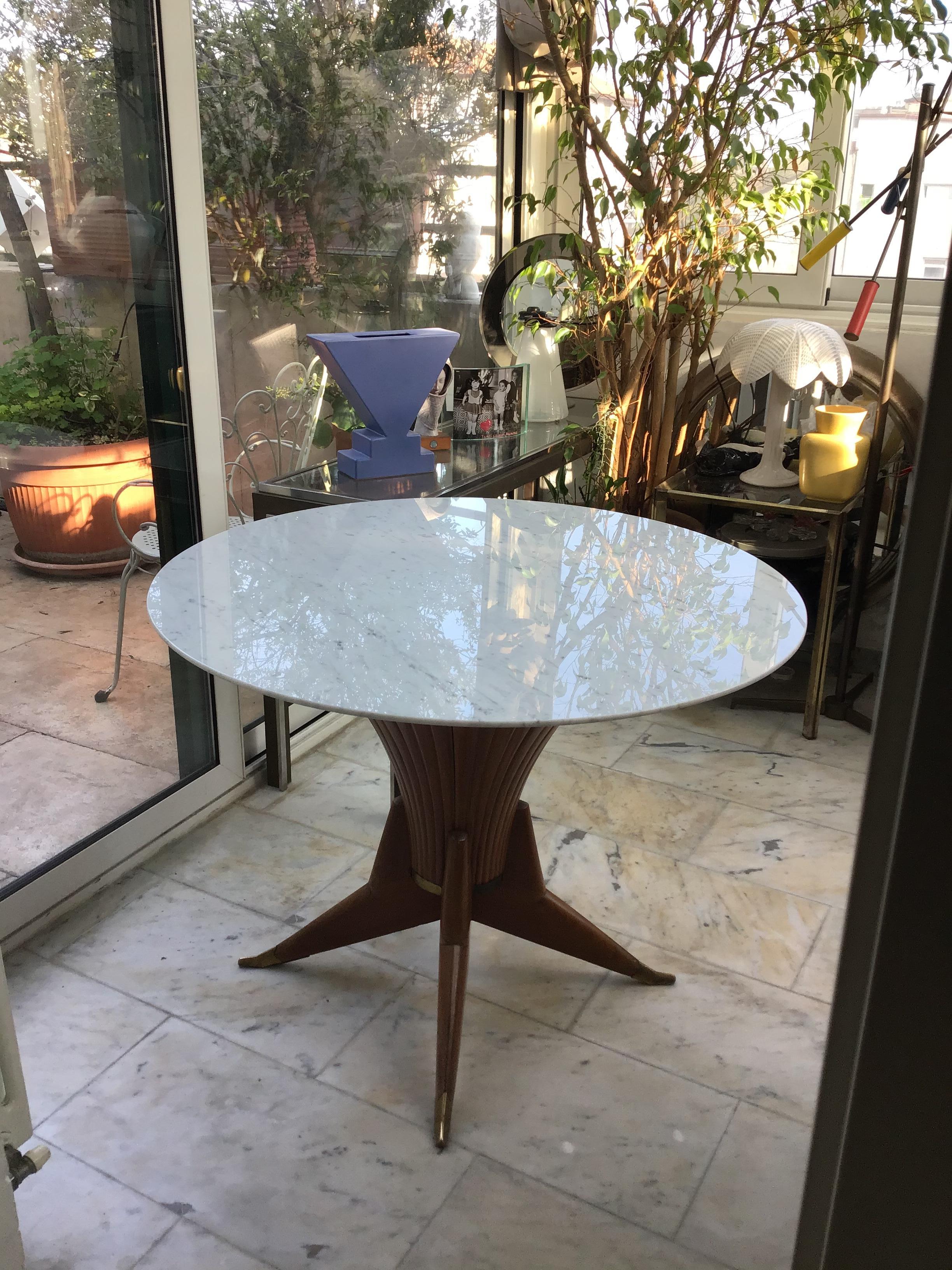 Italian Table de salle à manger Bois Marbre Laiton Style Ico Parisi 1950 Italie en vente