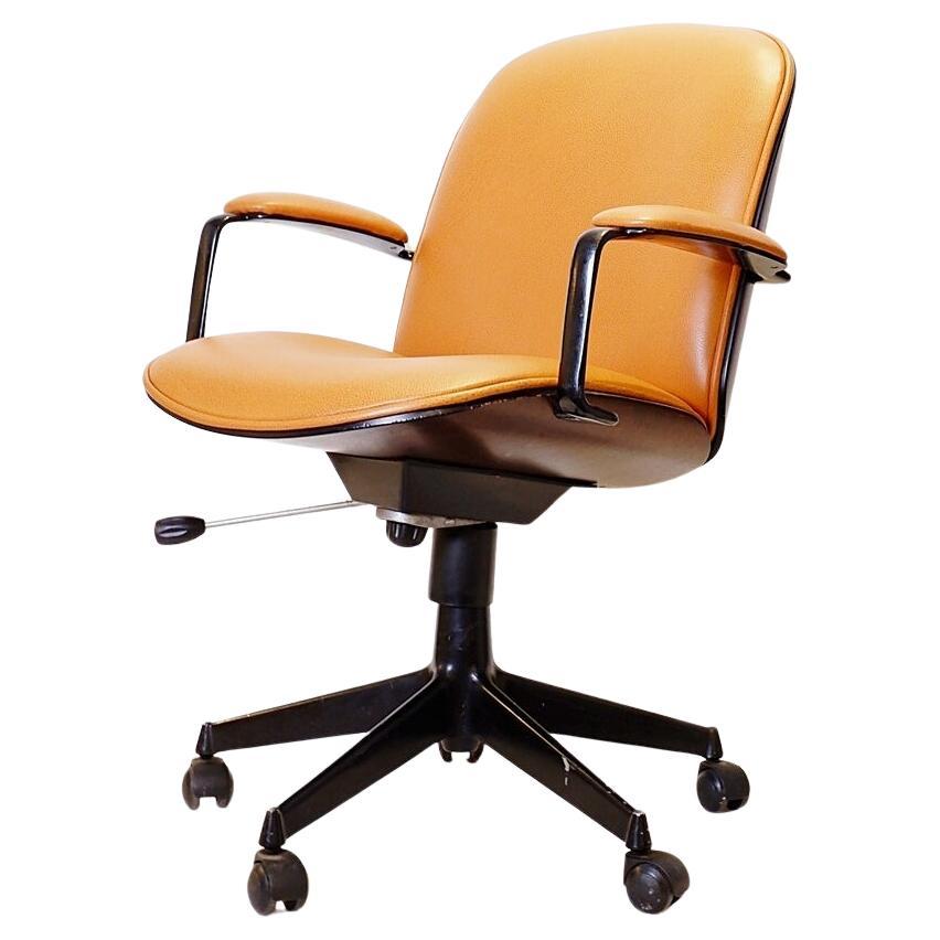 Chaise de bureau pivotante Ico Parisi Terni de MIM Roma, nouveau tissu d'ameublement en cuir