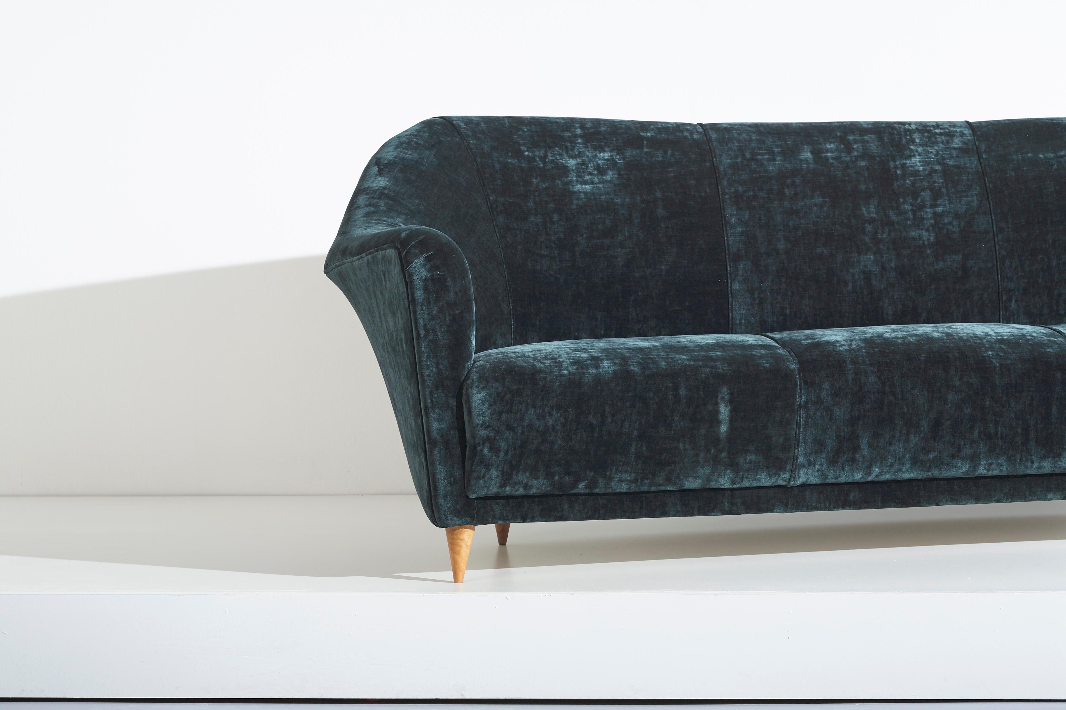Velvet Ico Parisi Three Seater Curved Sofa for Ariberto Colombo 'Attr.', Italy, 1950s For Sale