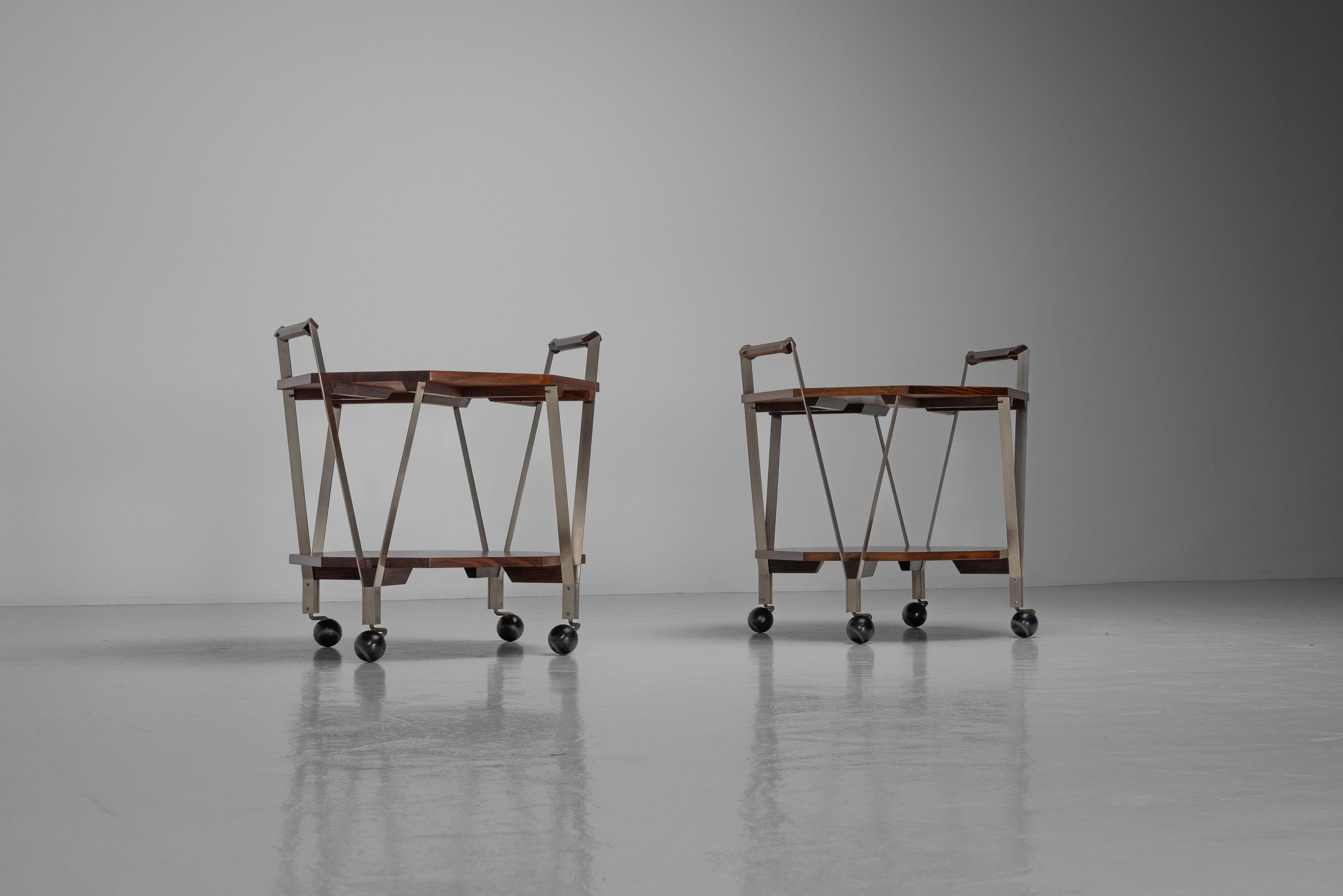Mid-Century Modern Chariot Ico Parisi modèle 1101 Stildomus Italie 1959 en vente