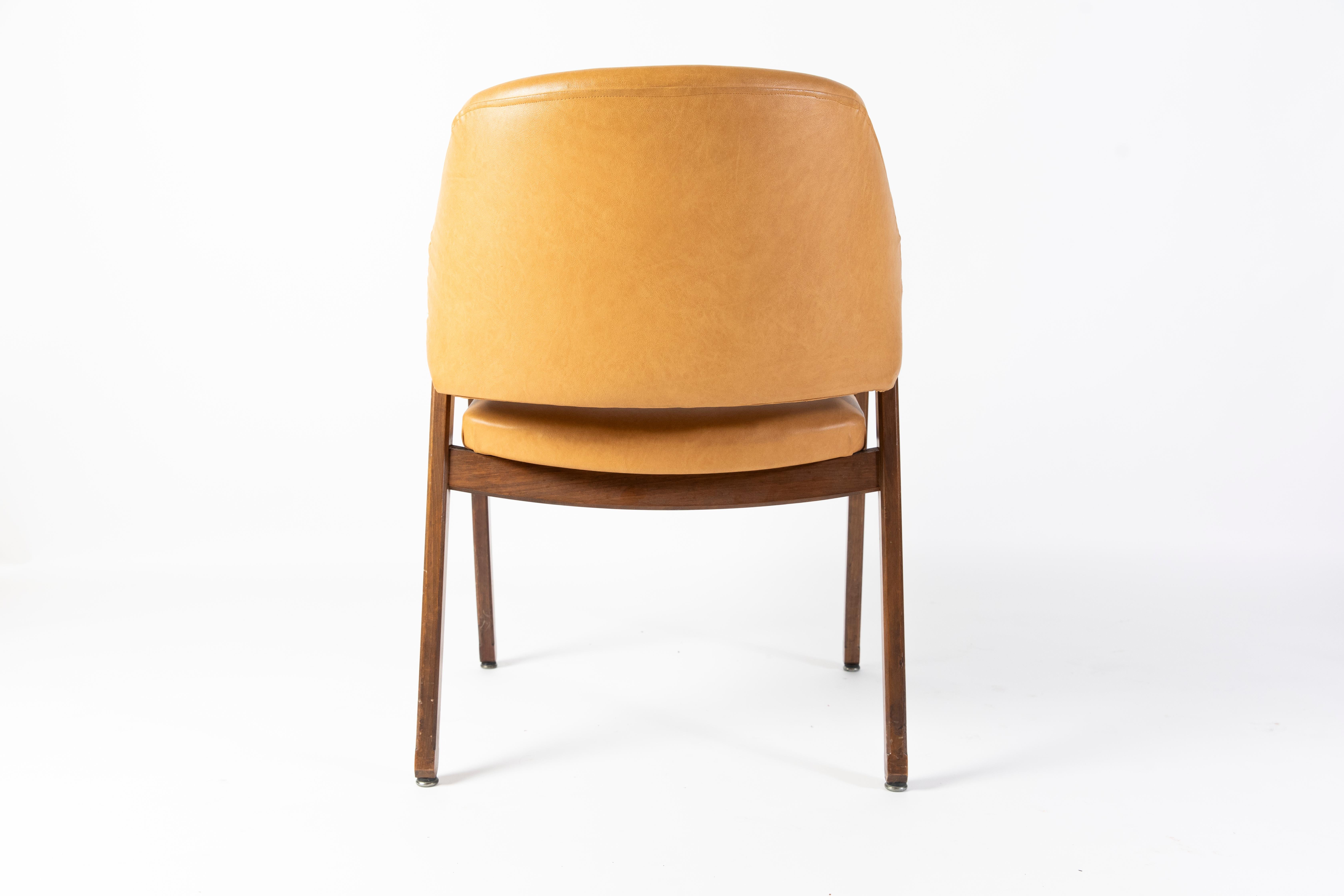 Mid-Century Modern Ico Parisi Two Armchairs for Cassina Modl 814 in Cognac Leather For Sale