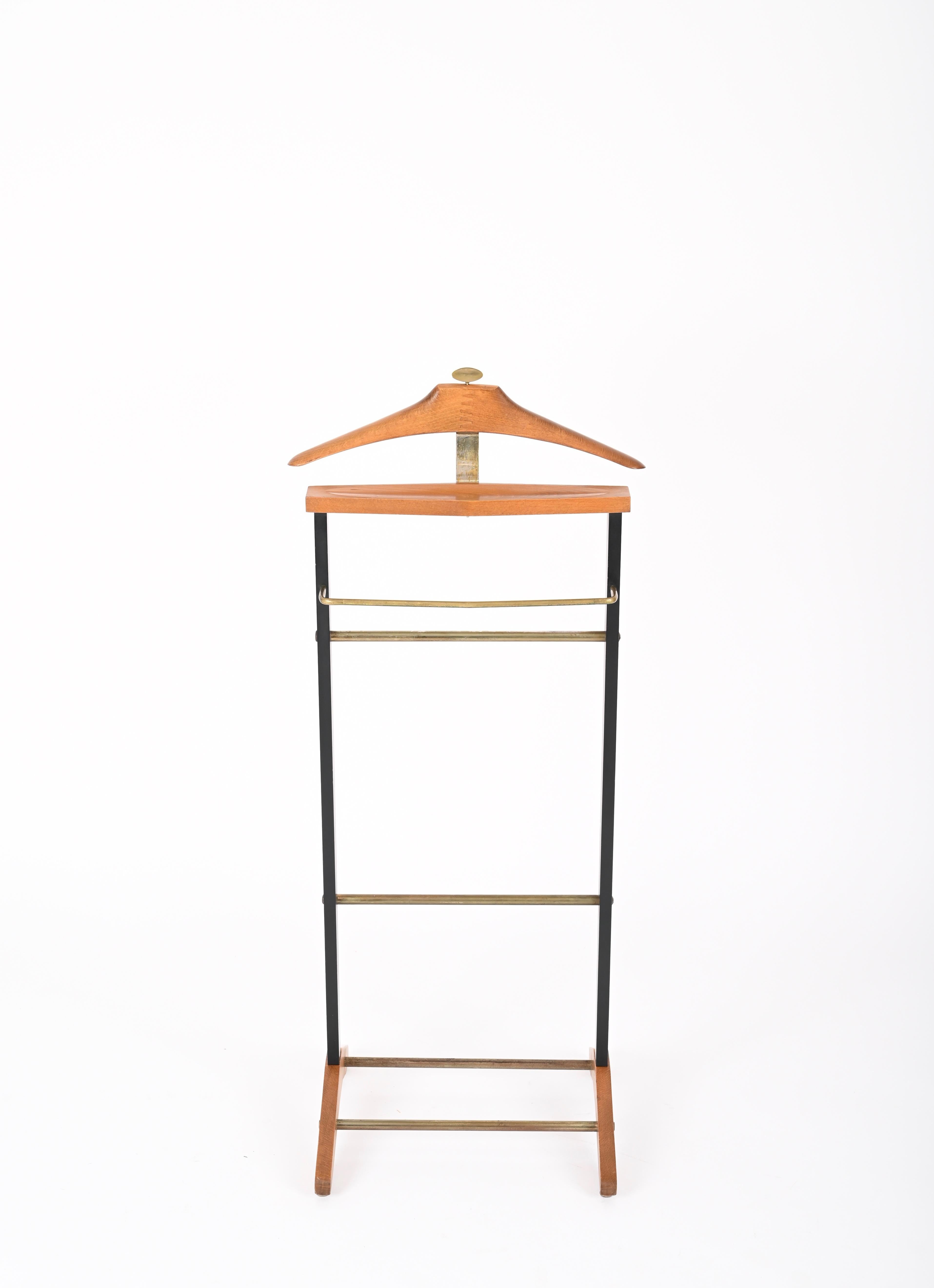 Ico Parisi Valet Beech and Brass Coat Stand for Fratelli Reguitti, Italy 1960s 5