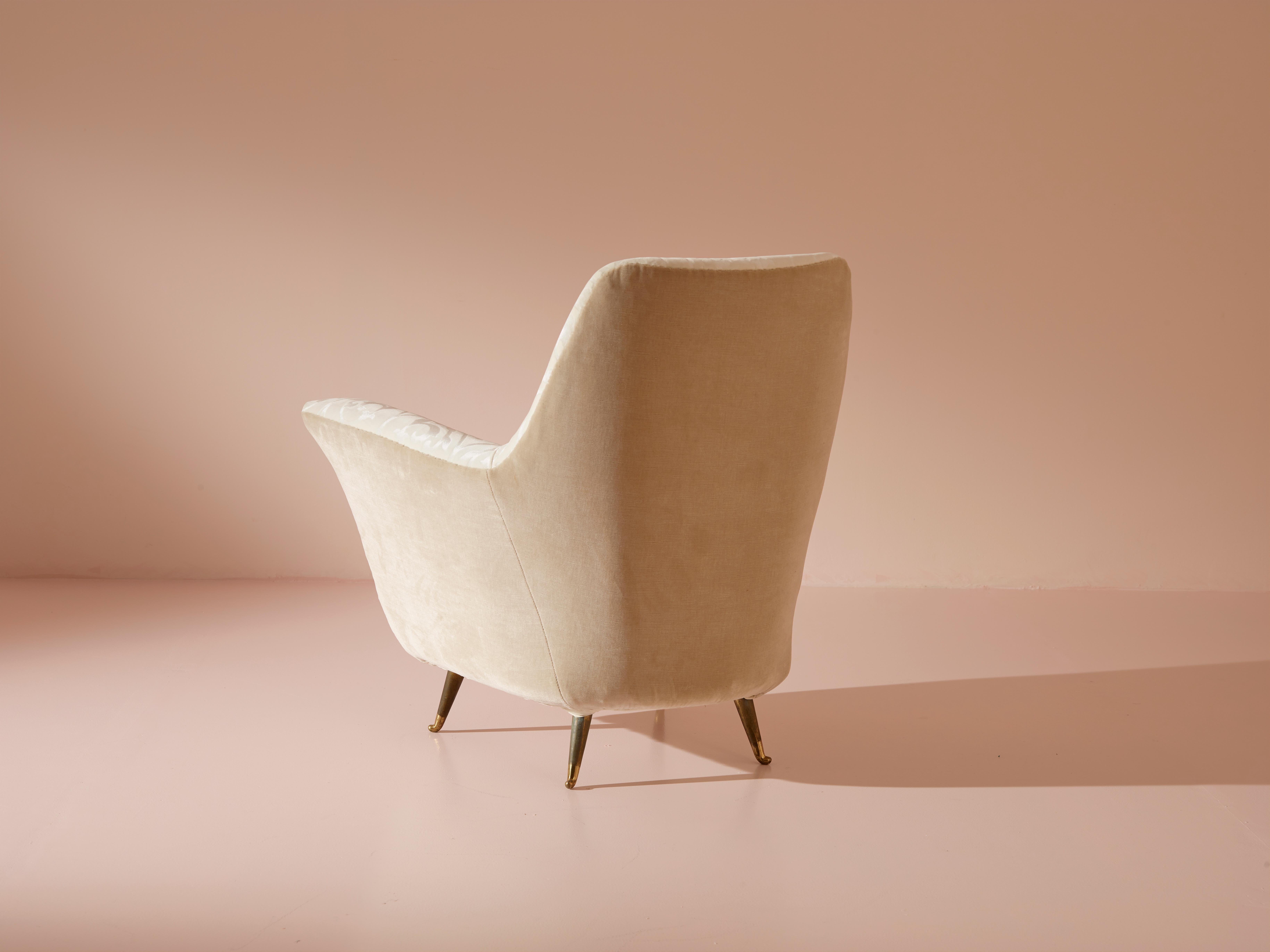 Ico Parisi velvet and brass armchairs by Isa Bergamo, Italy, 1950s For Sale 3