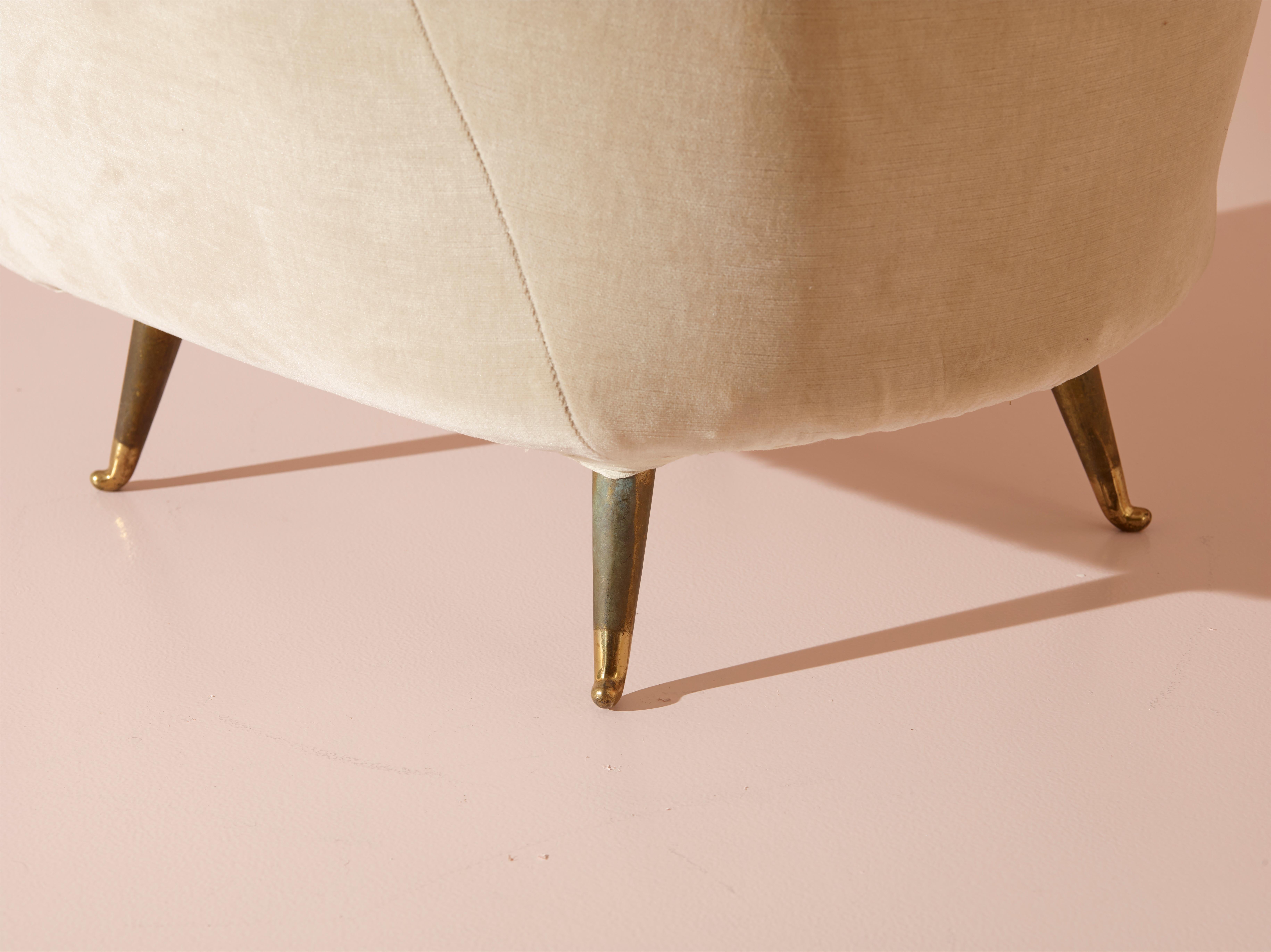 Ico Parisi velvet and brass armchairs by Isa Bergamo, Italy, 1950s For Sale 4