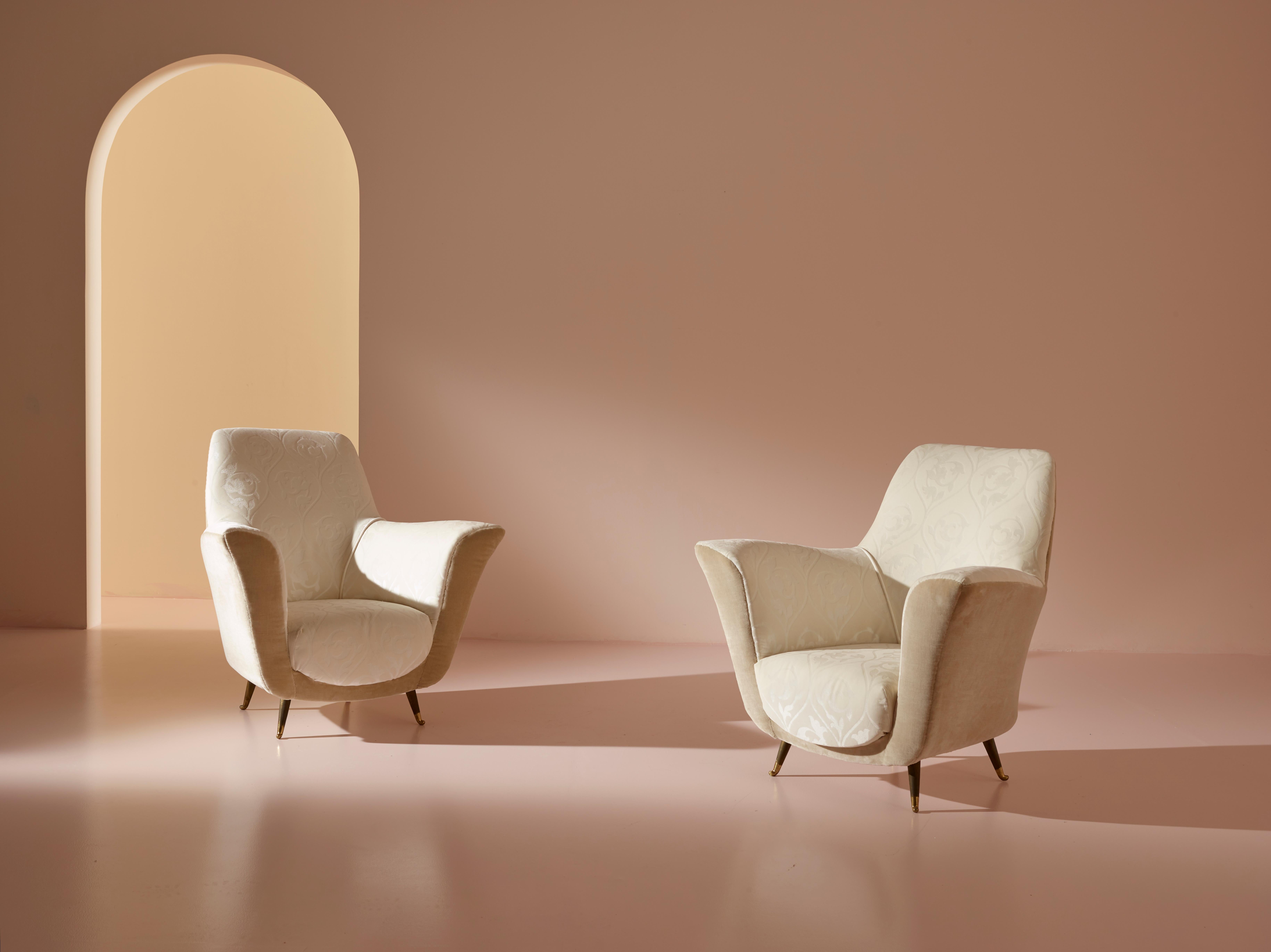 Mid-Century Modern Ico Parisi velvet and brass armchairs by Isa Bergamo, Italy, 1950s For Sale