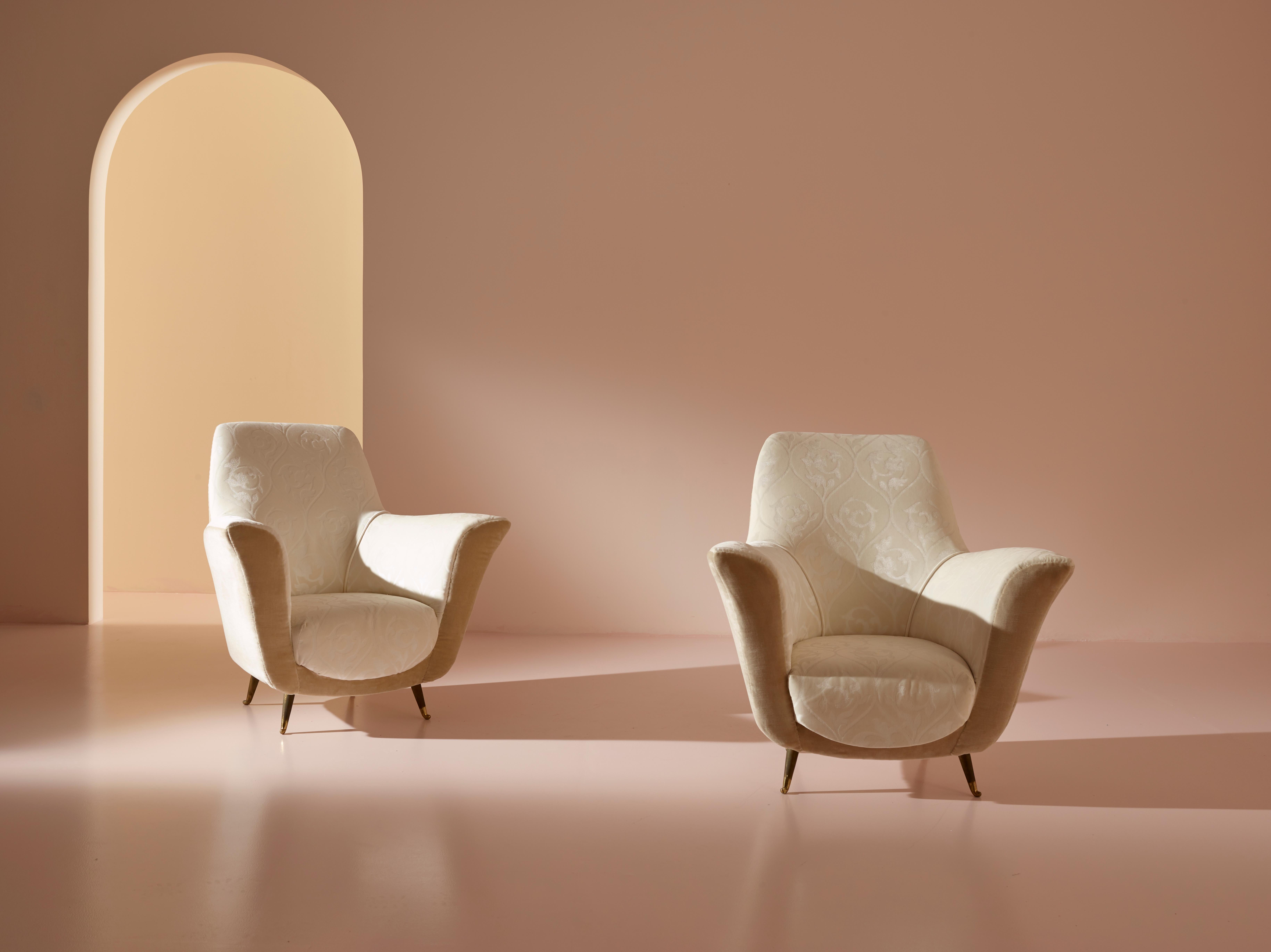 Italian Ico Parisi velvet and brass armchairs by Isa Bergamo, Italy, 1950s For Sale
