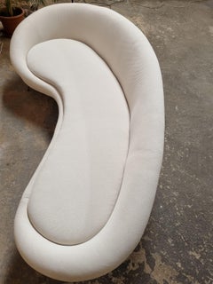 1950s Ico Parisi-Style Italian Curved Sofa  Elegant Mid-Century Design