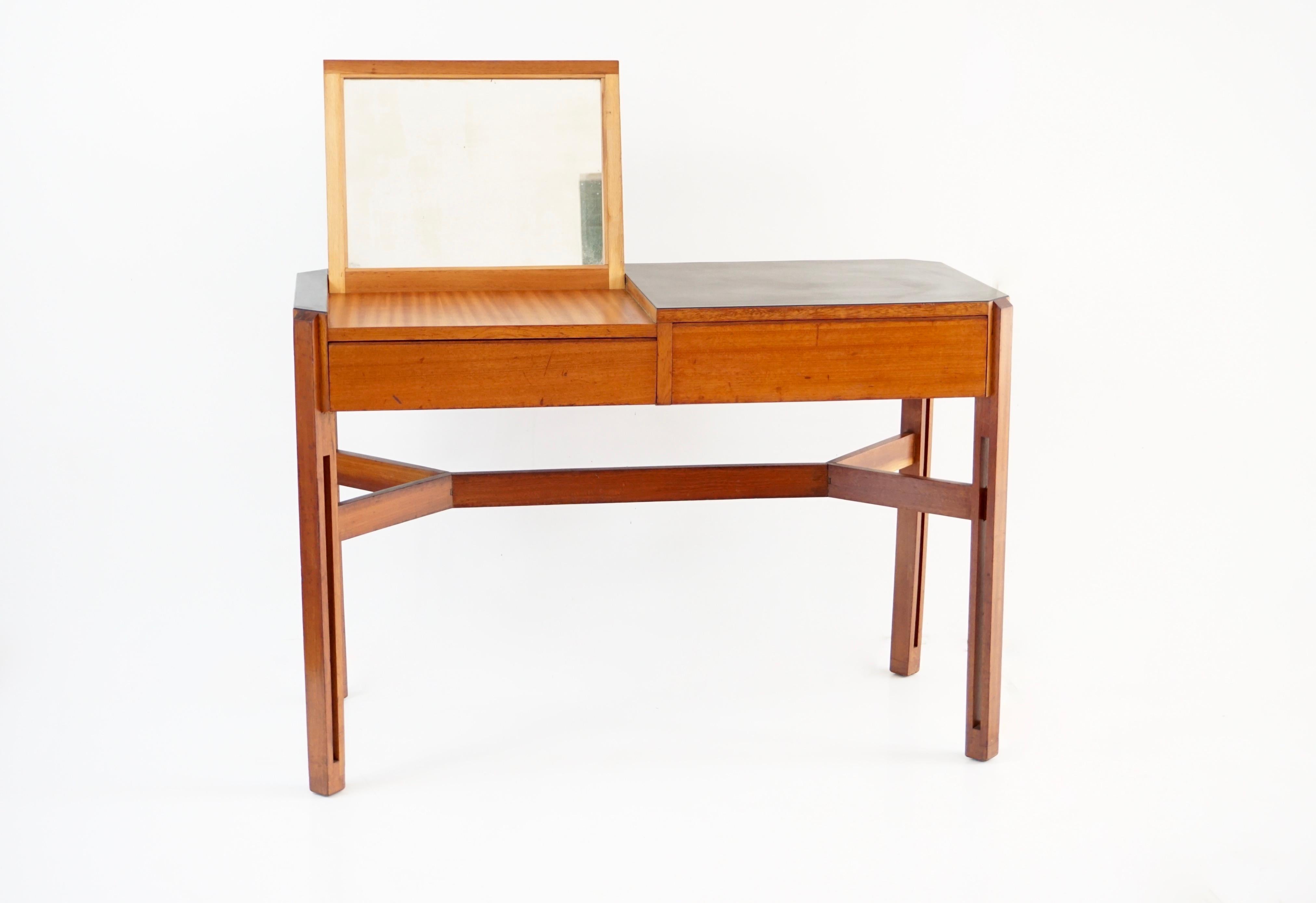 Mid-Century Modern Ico Parisi  Wood and Laminate toilette desk with mirror, Hotel Lorena, 1960 For Sale