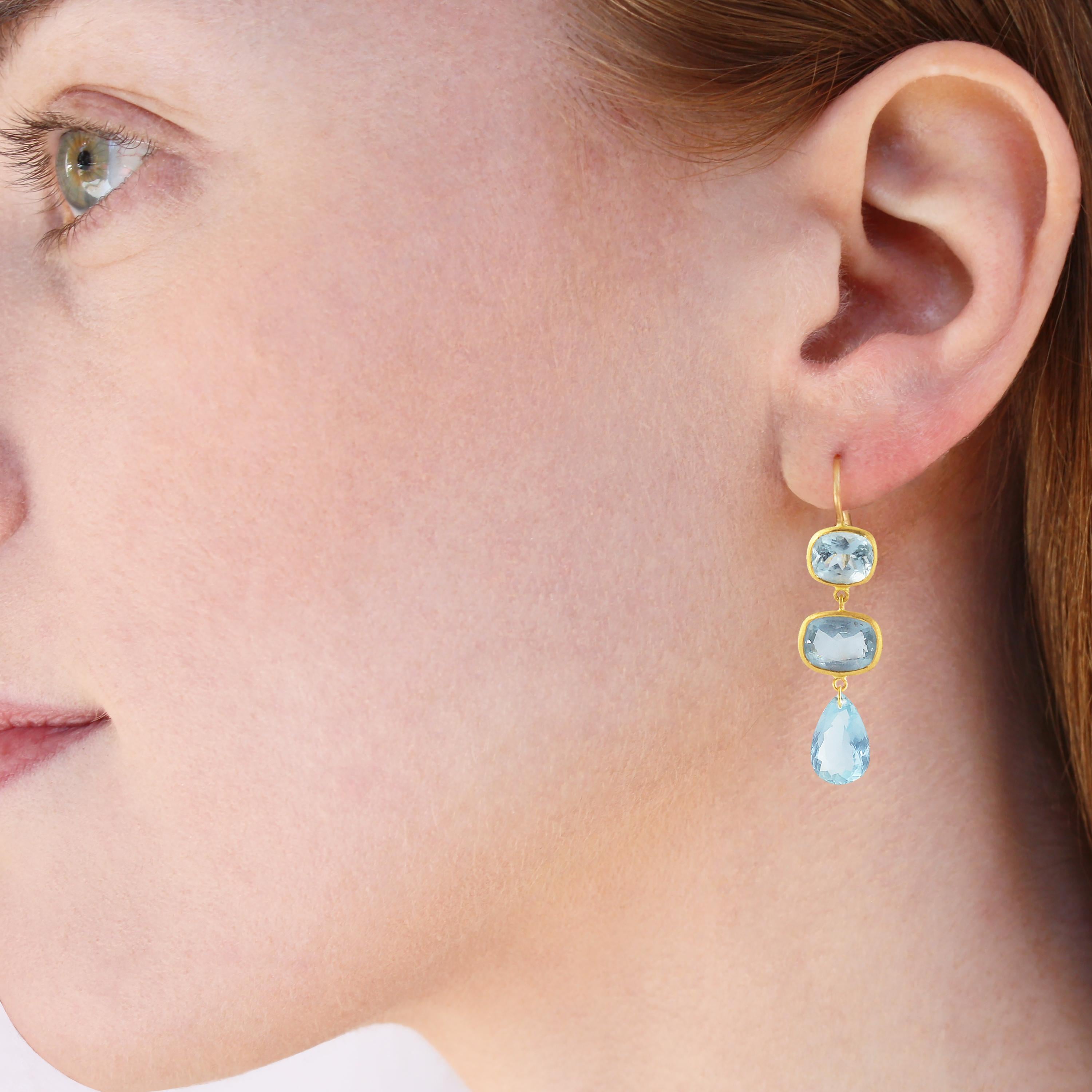 Artisan Ico & the Bird Fine Jewelry Aquamarine 3 stone 22 Karat Gold Earrings  For Sale