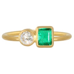 Ico & the Bird Fine Jewelry Emerald Diamond 22k Gold Stacking Ring