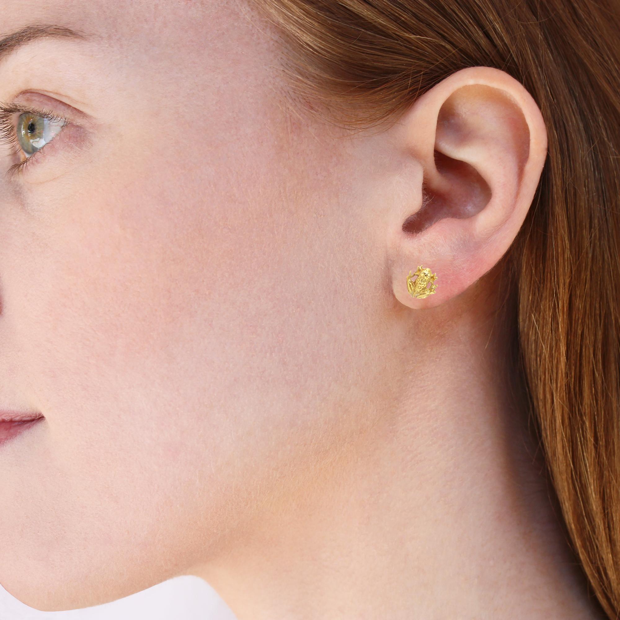 Women's or Men's Ico & the Bird Fine Jewelry 'Lucky Frog' Stud Earrings in 18k Gold
