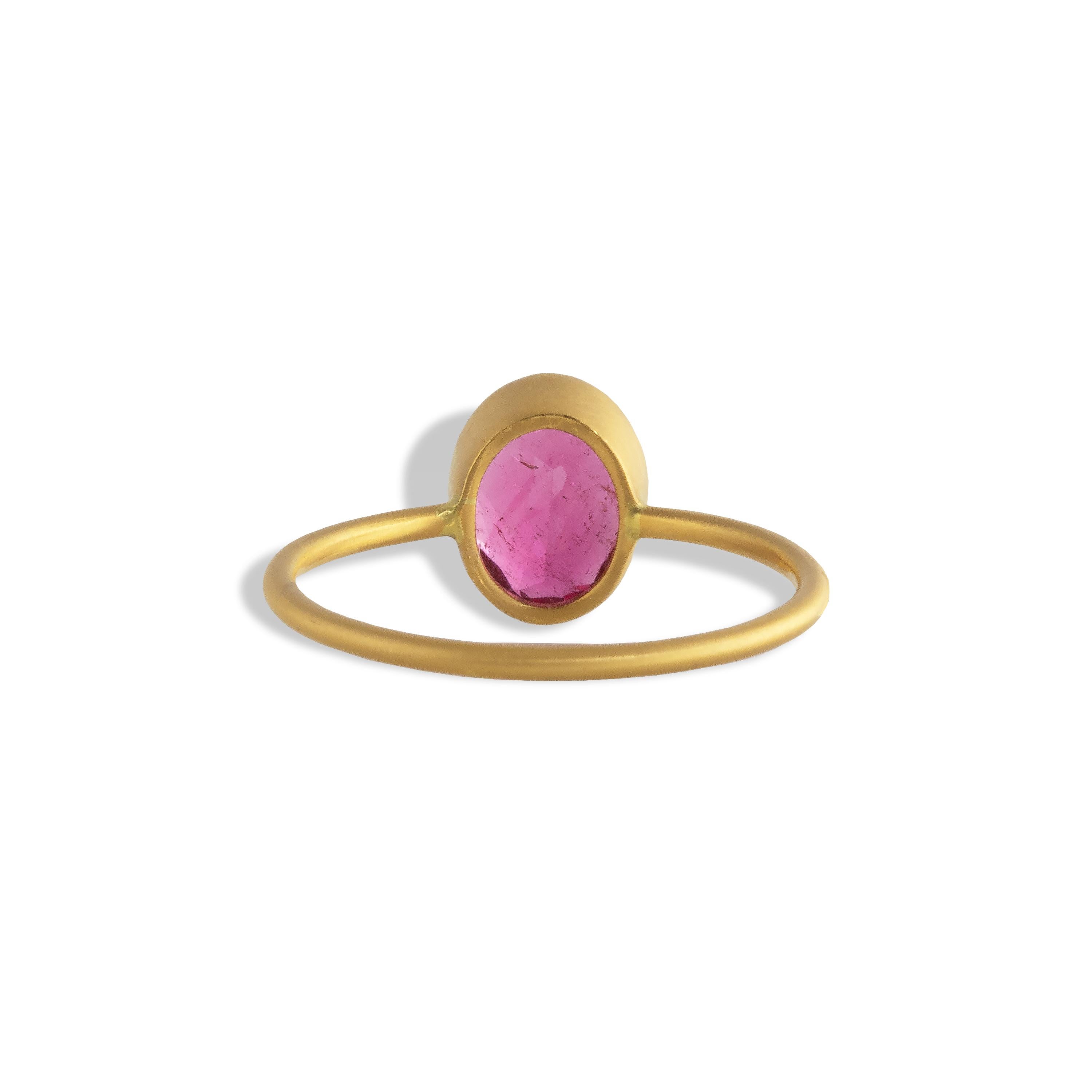 Brilliant Cut Ico & the Bird Fine Jewelry 1.34 carat Red Spinel Gold Ring For Sale