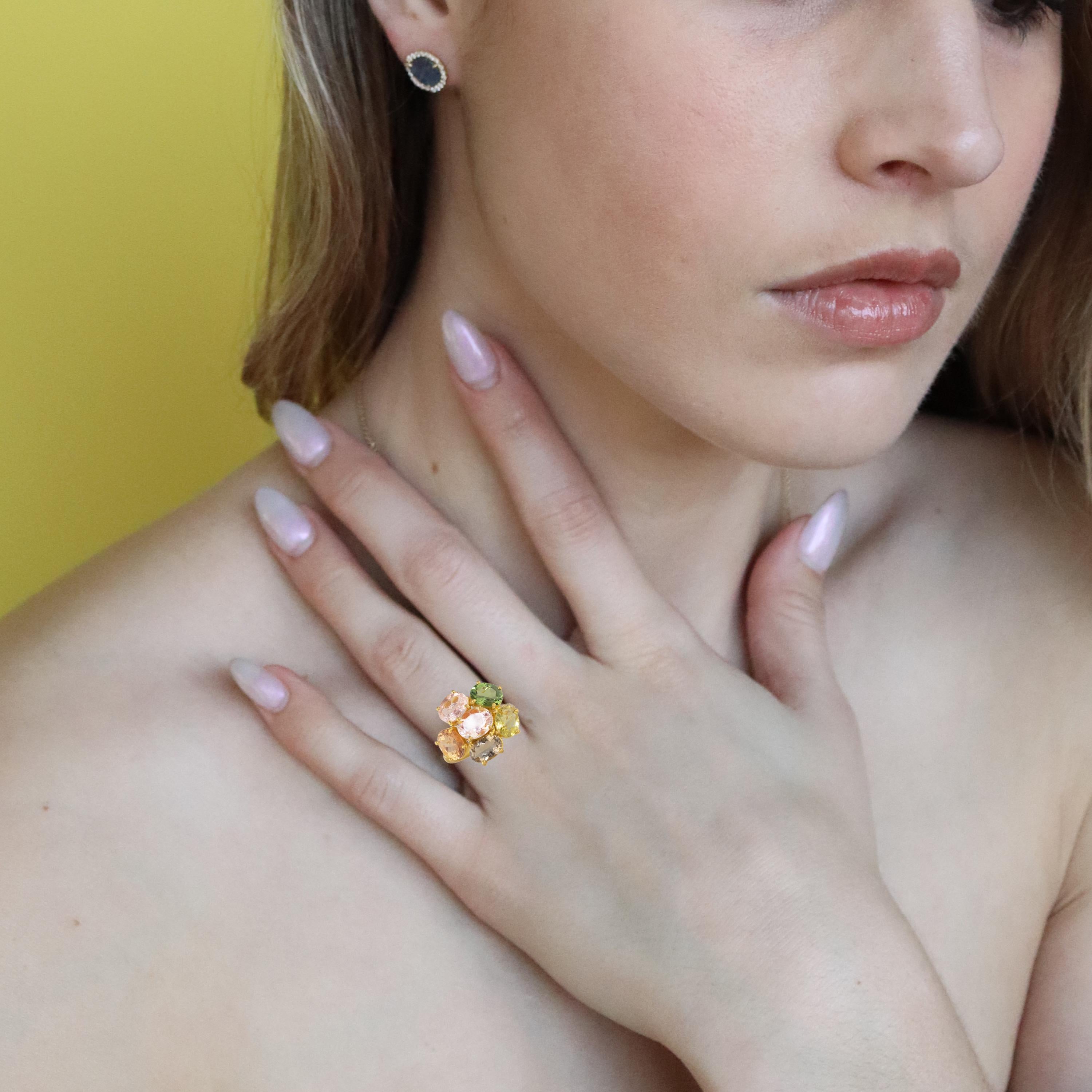 Ico & the Bird Fine Jewelry Bague en or à fleurs avec tourmaline de 7,60 carats et diamants en vente 1