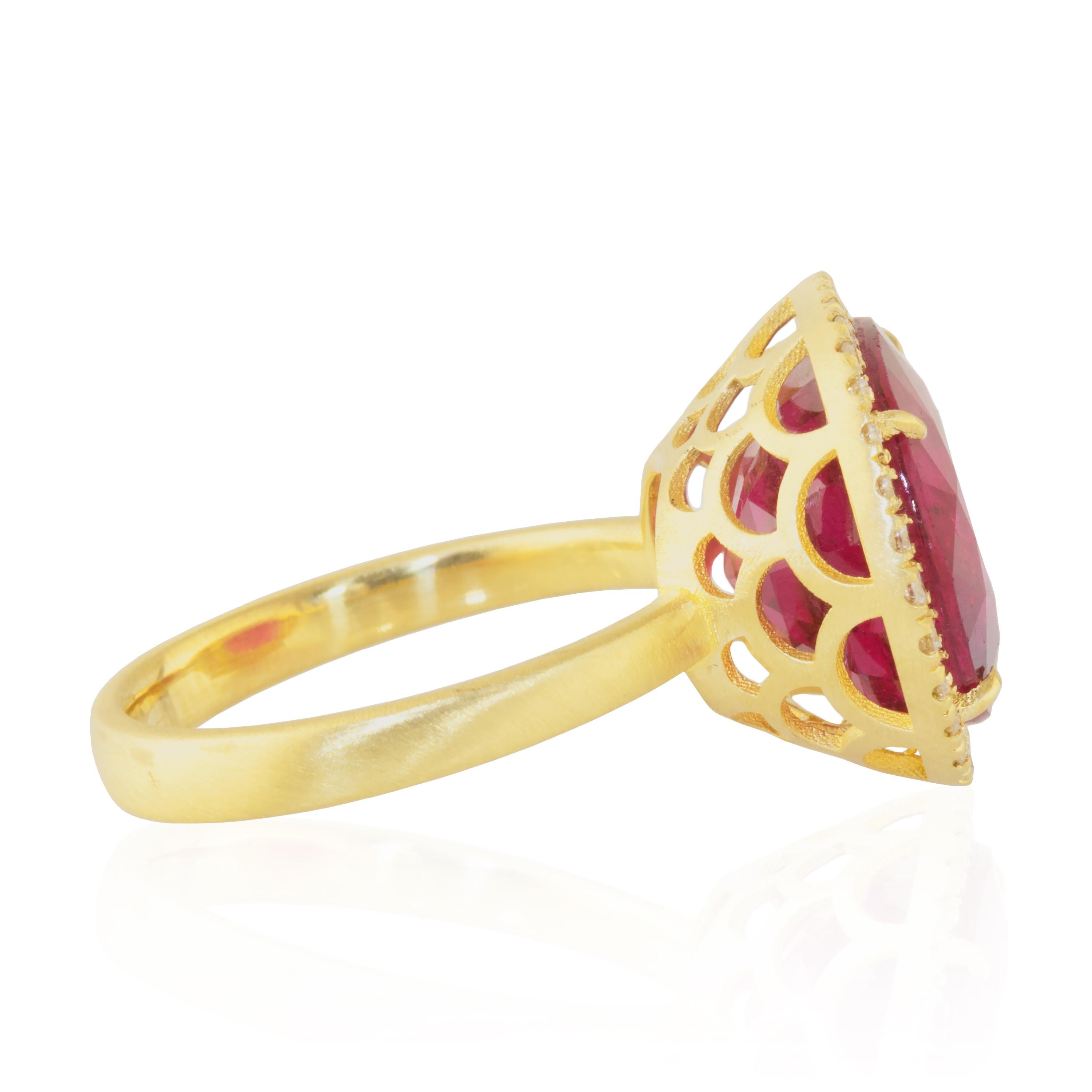 Women's or Men's Ico & the Bird Fine Jewelry 10 carat Rubellite Tourmaline Diamond Ring  For Sale
