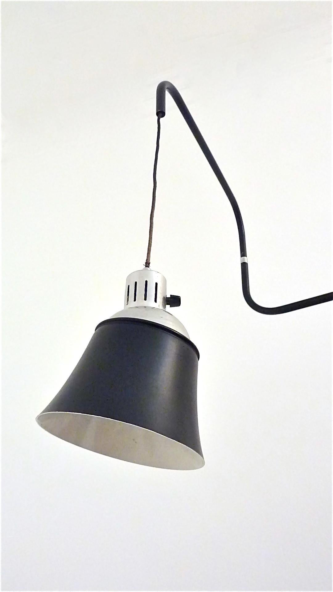 Icon Bauhaus Wall Lamp Bormann Ugo Police Kandem 1930-1950 Black Enameled Metal For Sale 6