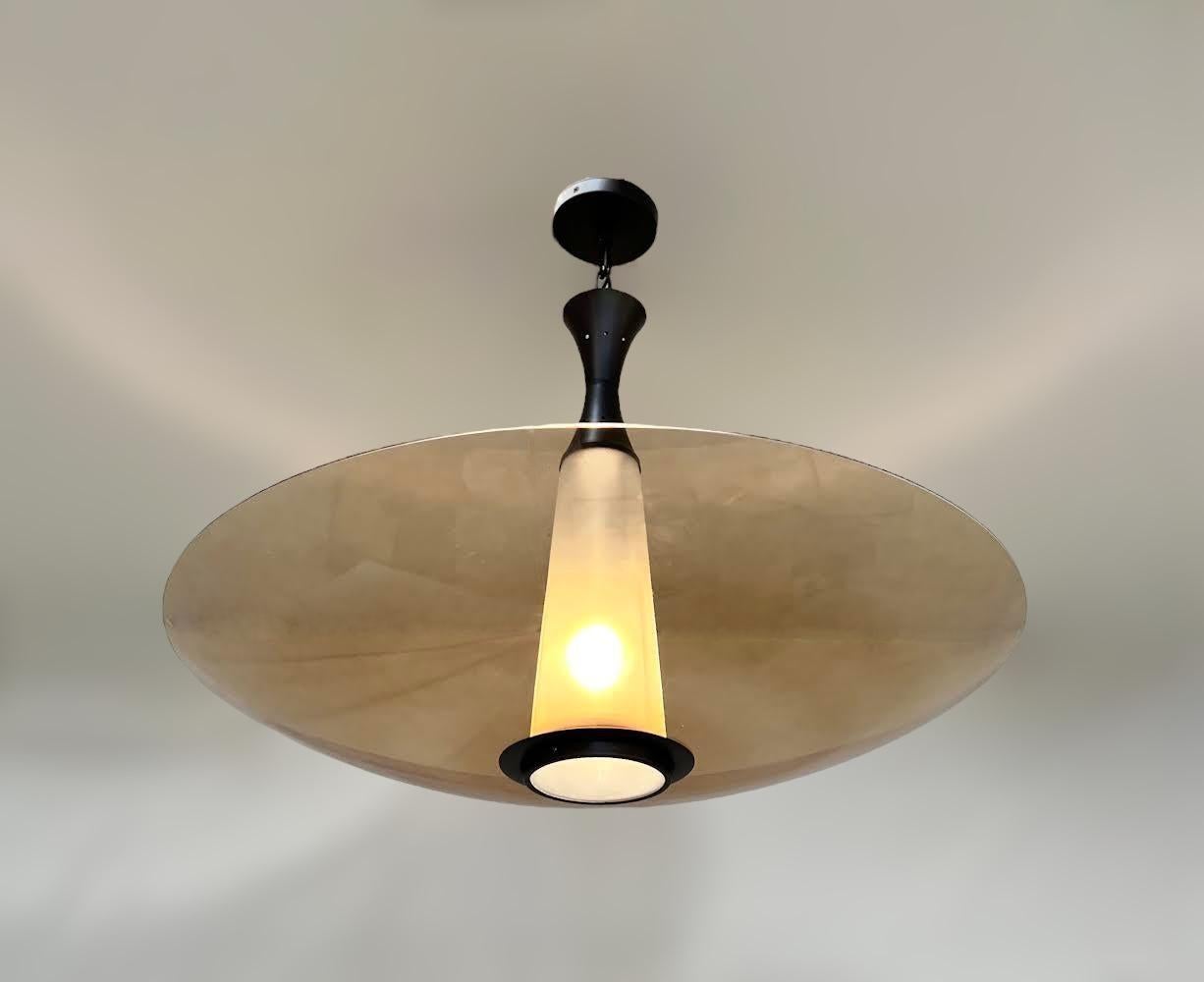 Smussato Lampadario Icon di Fabio Ltd in vendita