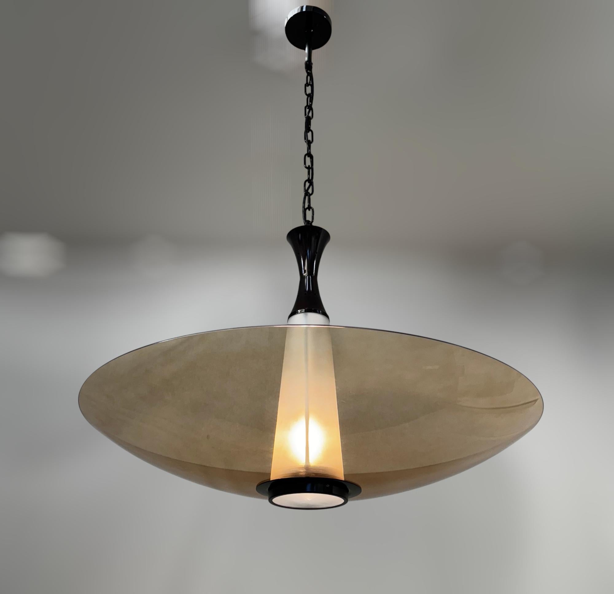 Smussato Lampadario Icon di Fabio Ltd in vendita