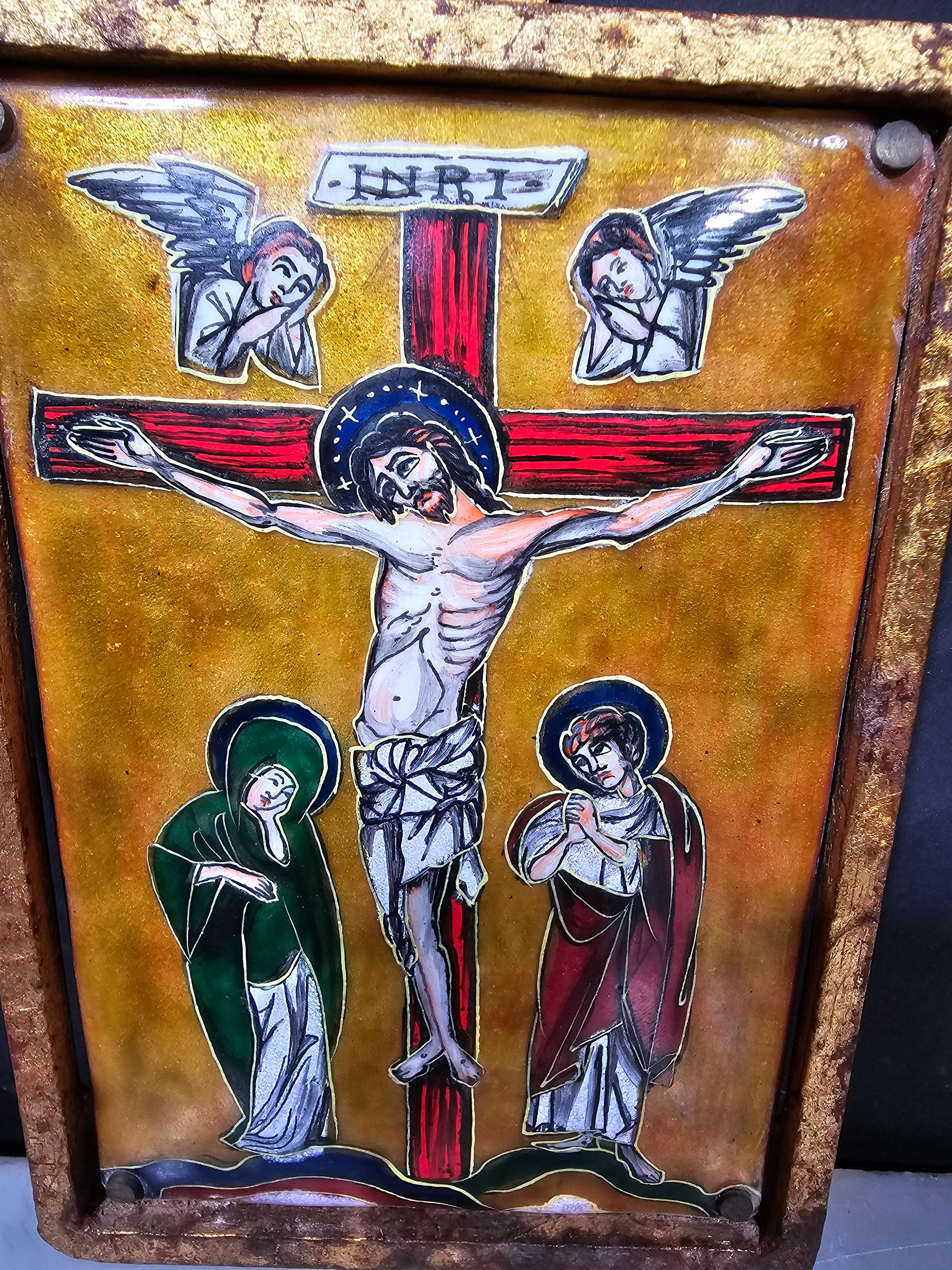 Icon with Enameled Christ In Good Condition For Sale In Madrid, ES