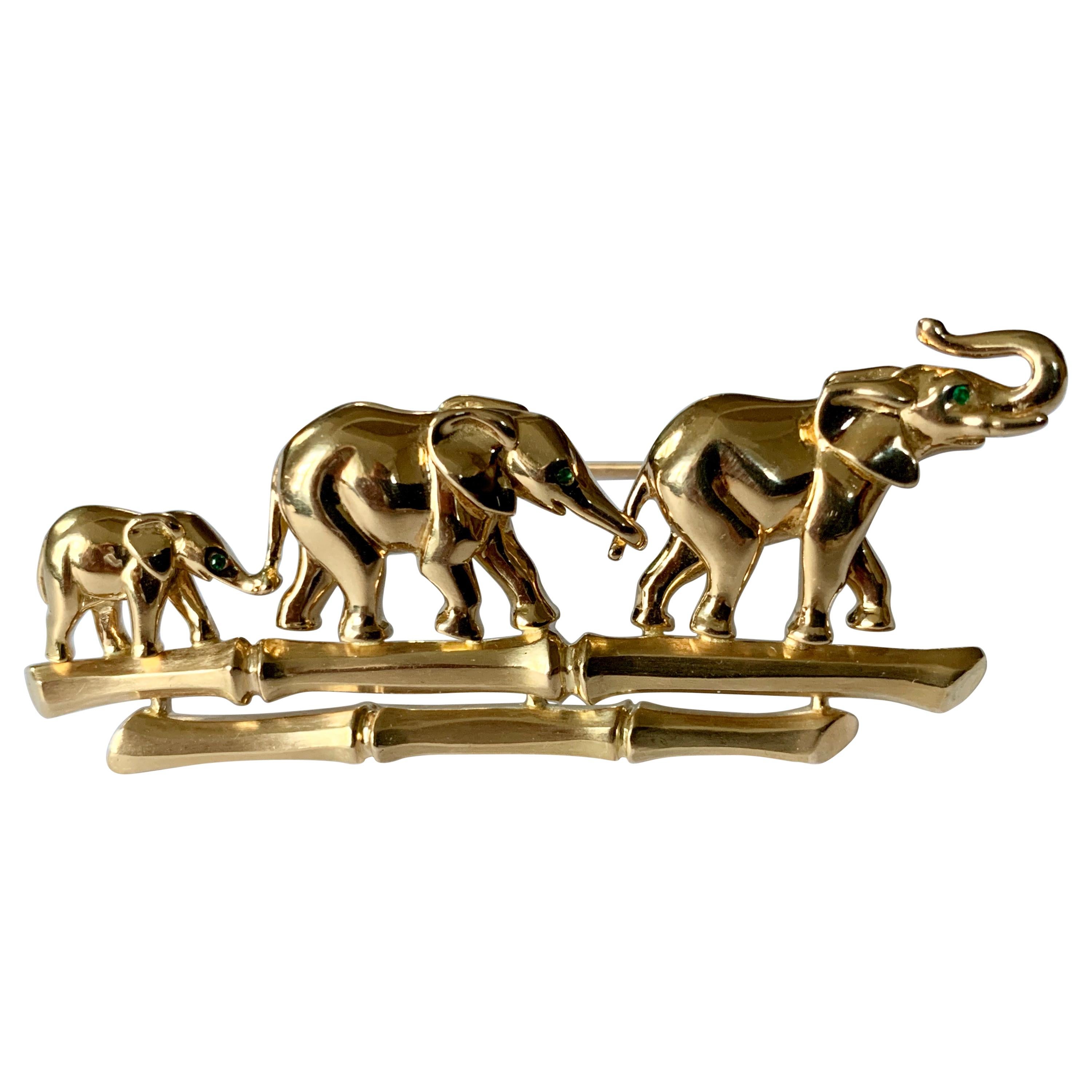 Iconic 18 Karat Yellow Gold Elephant Brooch, by Cartier For Sale