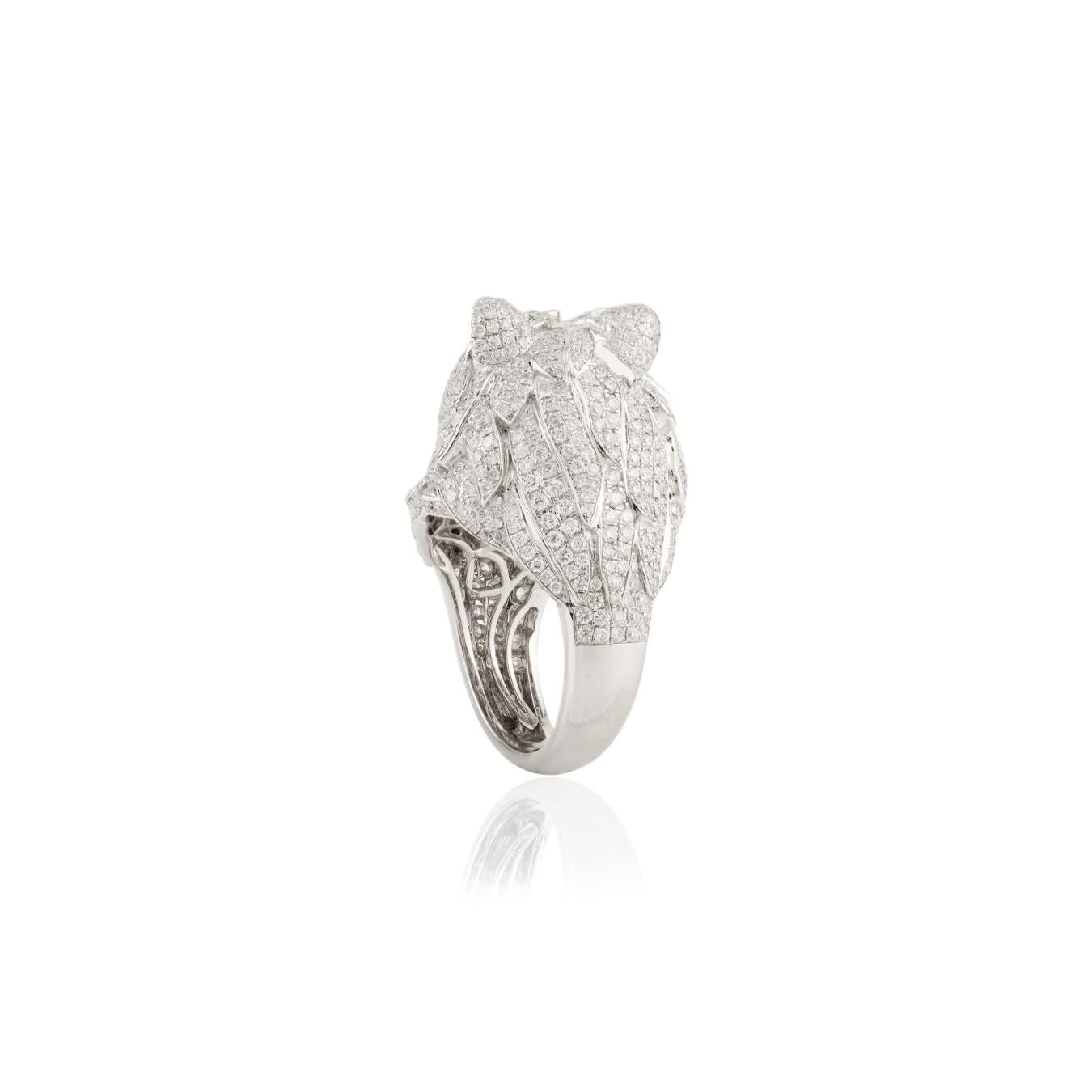 Im Angebot: Ikonischer Katzenring, Tierschmuck, 18 Karat massives Weißgold mit Smaragd & Diamant () 9