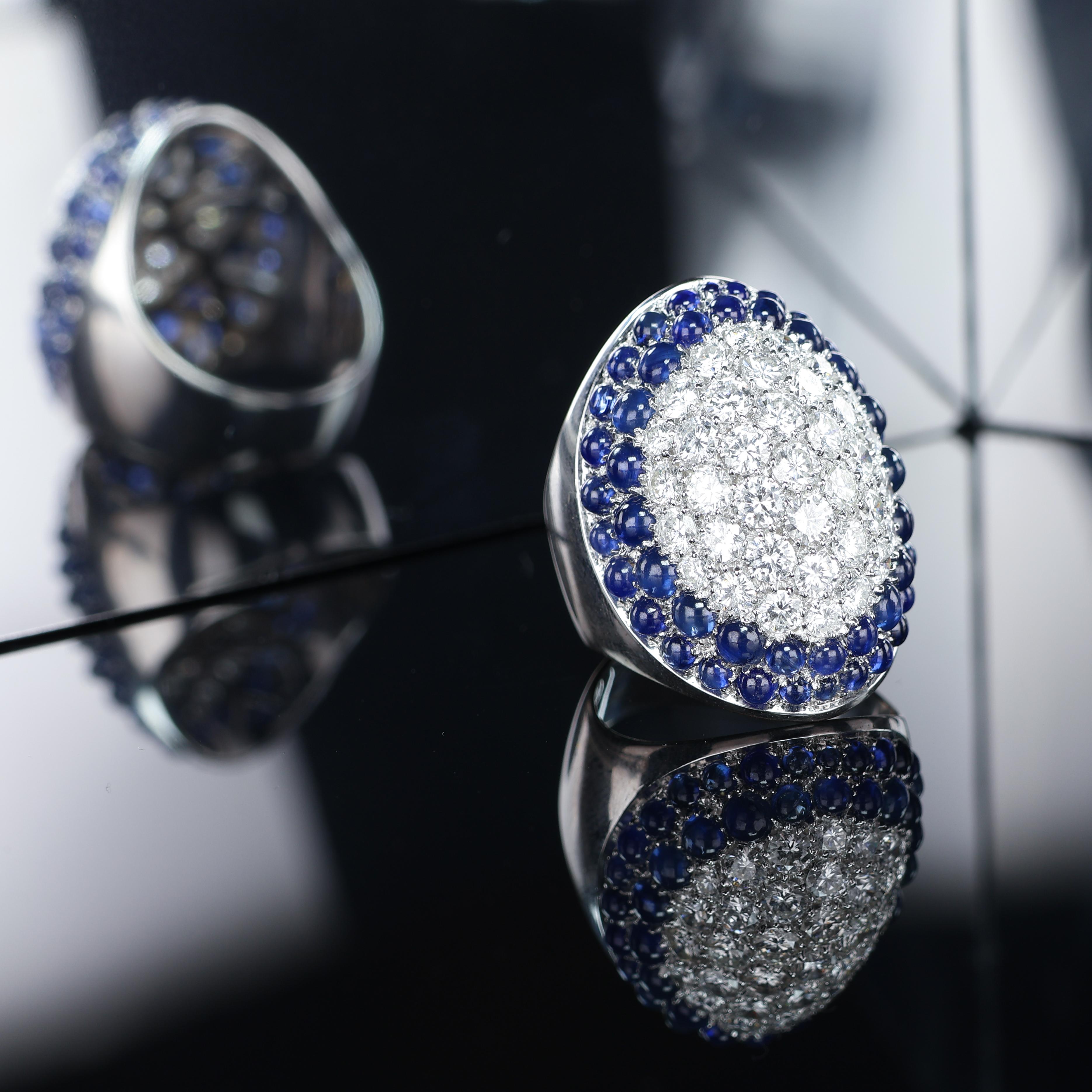 Iconic 18k White Gold Ring with Pavé of Diamonds 3.97 and Cabochon Sapphire 6.24 For Sale 6
