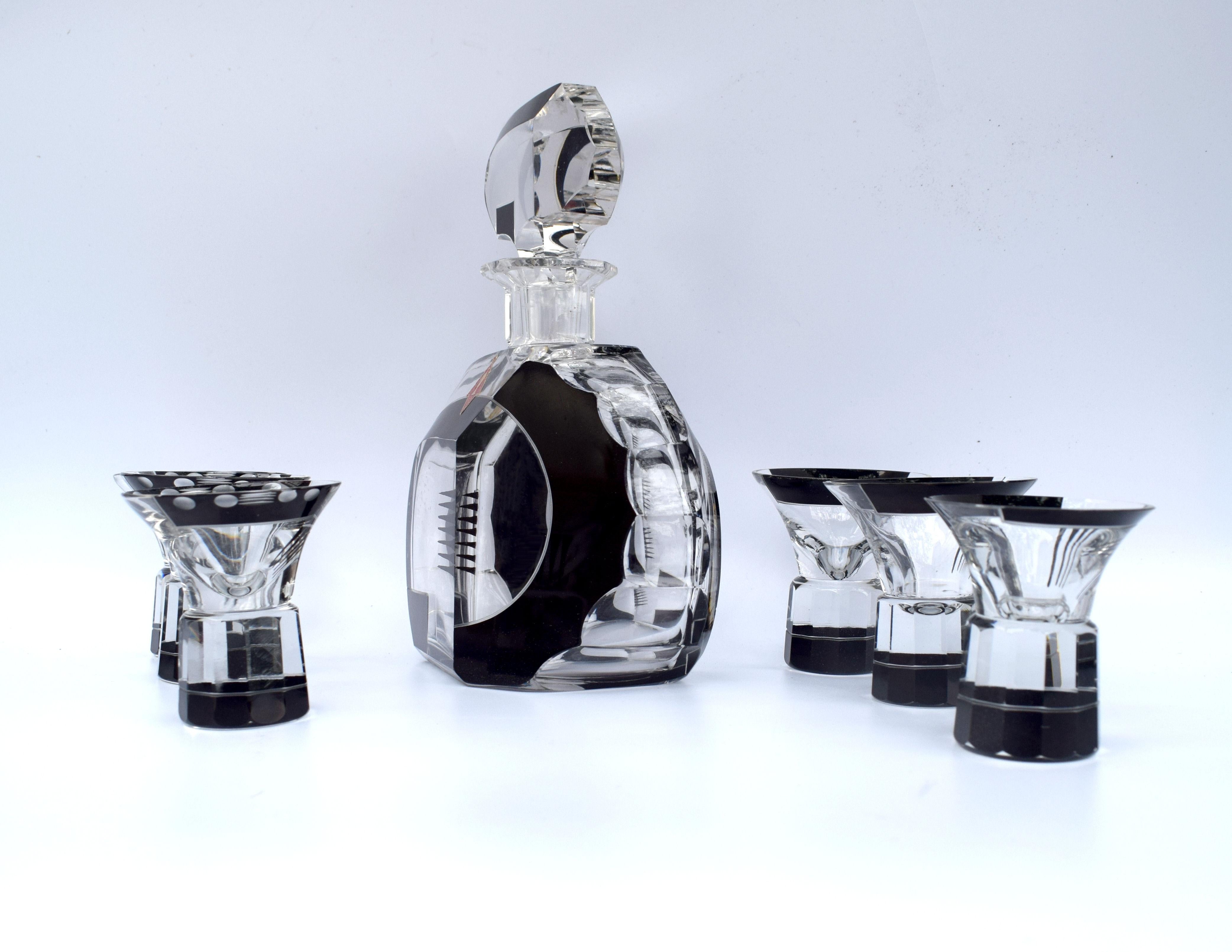 Iconic 1930s Art Deco Glass Decanter Set In Good Condition In Devon, England
