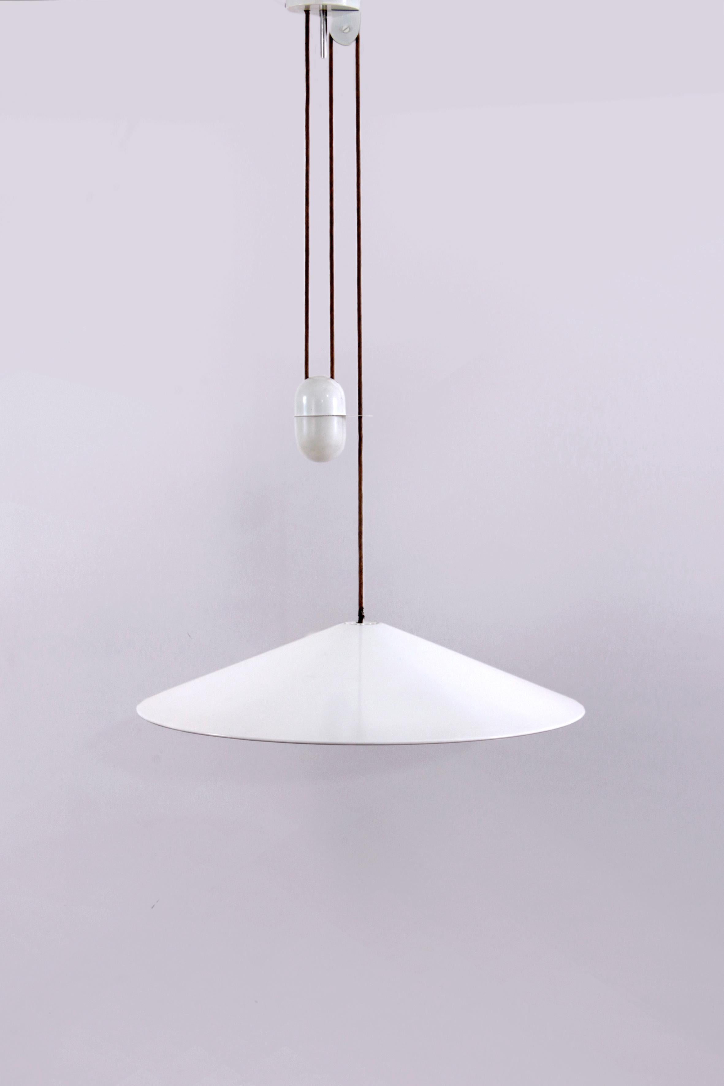 Mid-Century moderno Lampada a sospensione di Goffredo Reggiani Iconic 1960s whit Counterweight in vendita