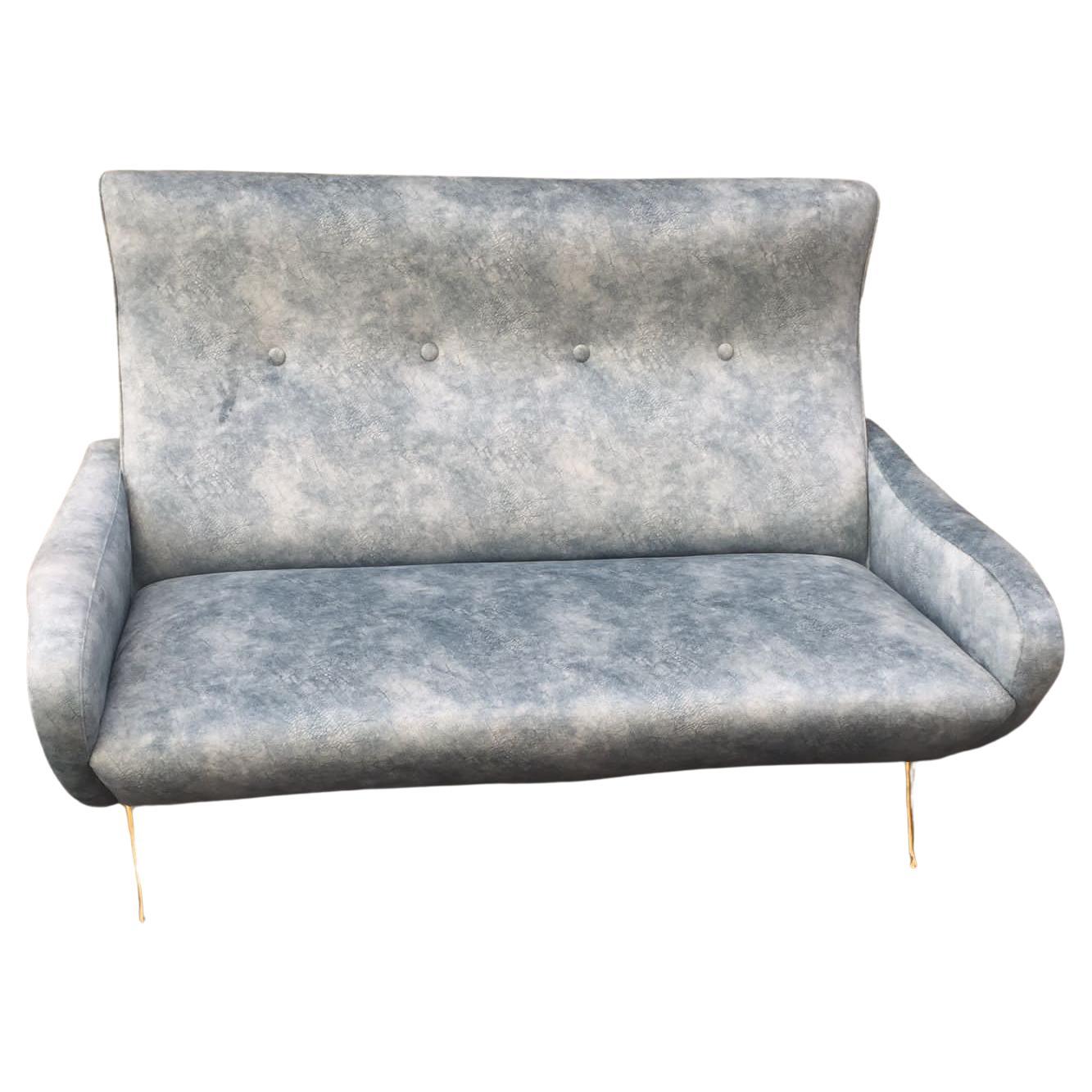 Ikonisches italienisches Sofa aus Messing und Samt im Gigi Radice-Stil der Jahrhundertmitte, 1960er Jahre