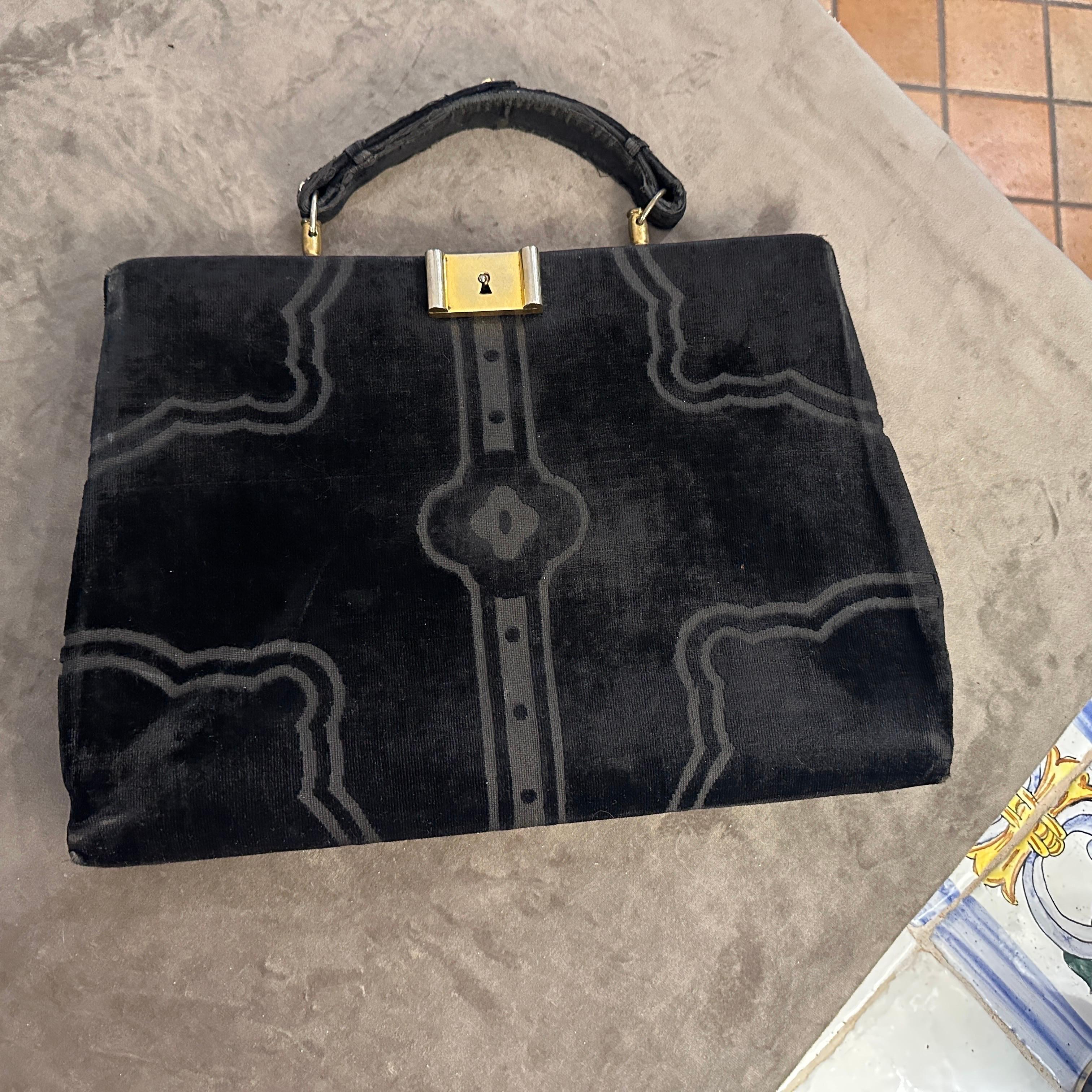 Iconic 1970s Black Velvet and Brass Hand Bag by Roberta di Camerino For Sale 1