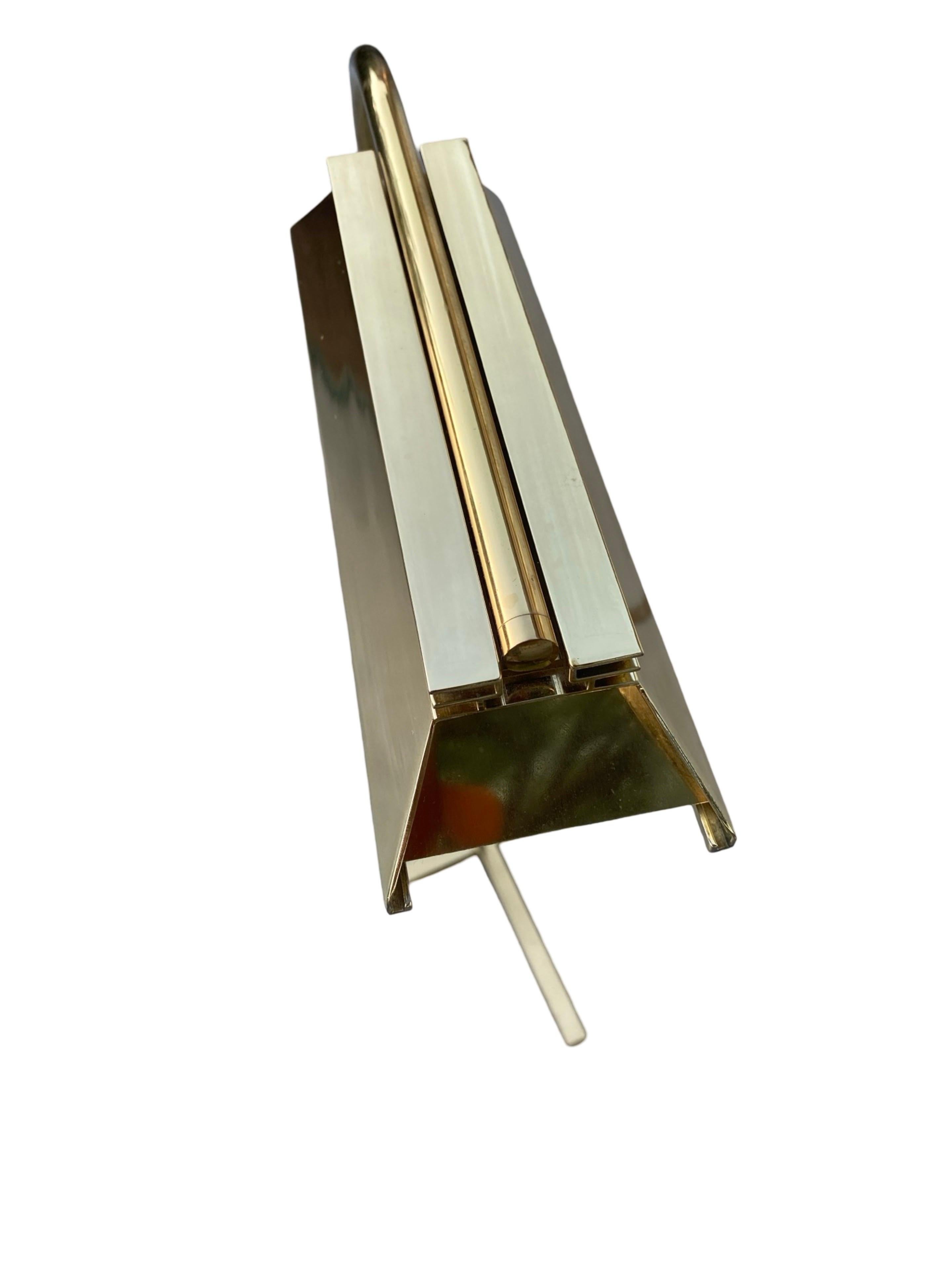 Lampadaire de lecture iconique des années 1970 en laiton Architectural Modern Lighting by Casella Lighting Bon état - En vente à Palm Springs, CA