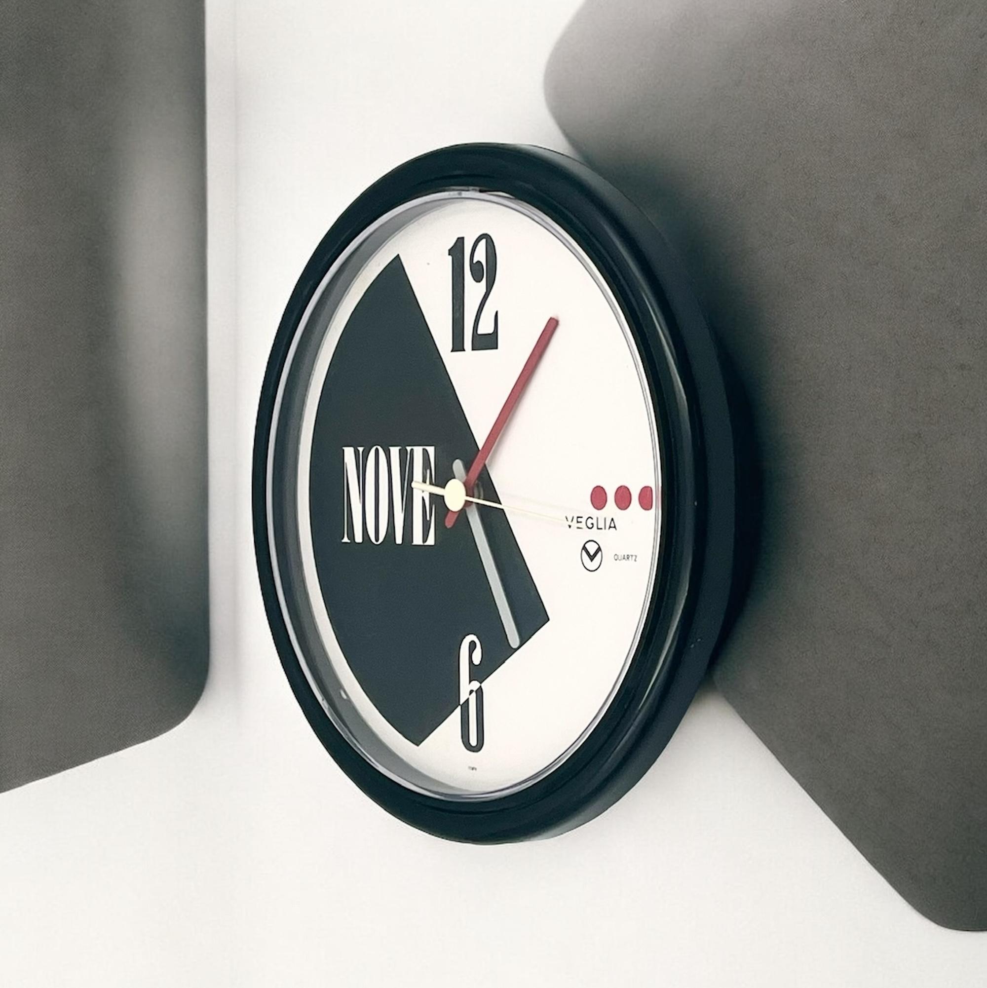 Icónico reloj de pared Veglia Borletti Milano de los años 80 - Decoración geométrica de estilo italiano en venta 4