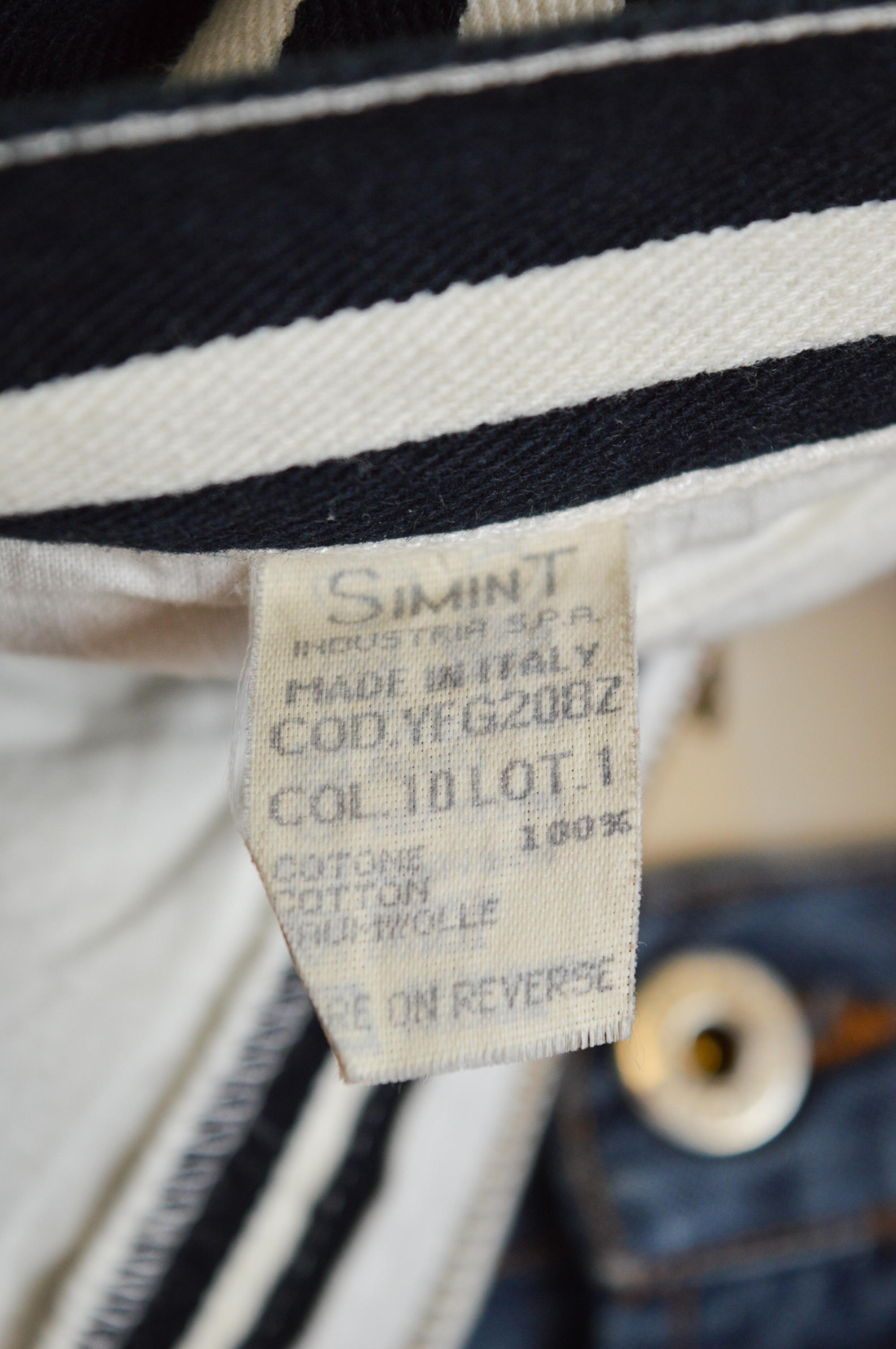 Iconic 1990s Cheap & Chic Franco Moschino Barcode Stripe Denim Pencil Mini Skirt For Sale 13