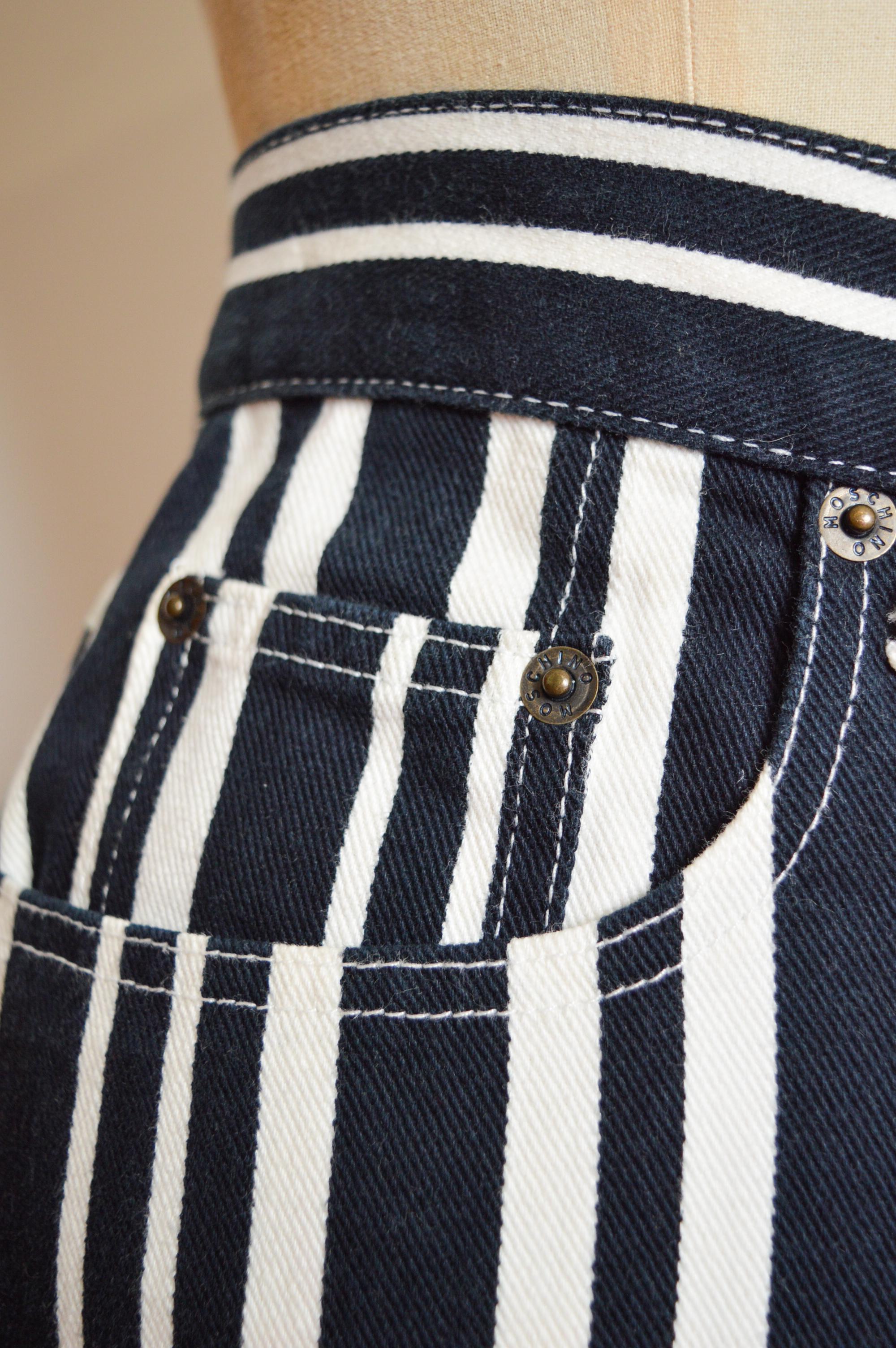 Iconic 1990s Cheap & Chic Franco Moschino Barcode Stripe Denim Pencil Mini Skirt For Sale 2