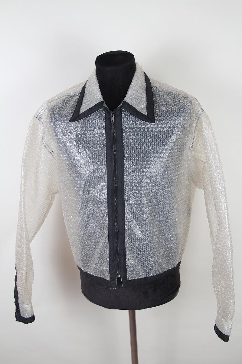 da uomo o donna Iconica giacca in plastica trasparente D&G by DOLCE & GABBANA degli anni '90, con bolle d'aria. in vendita