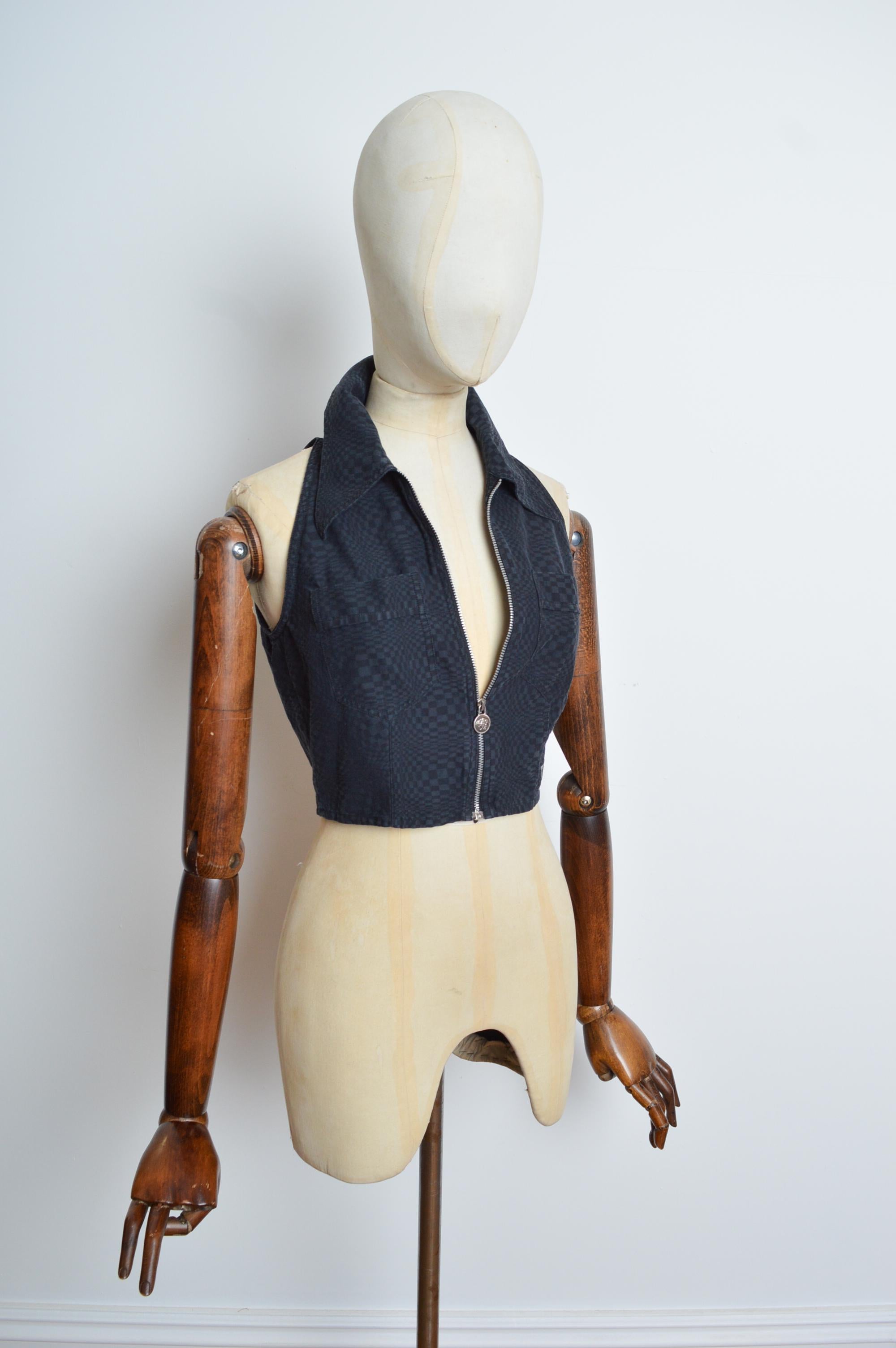 Iconic 1990s Versace Jeans Couture Black Zip up Crop Top in Black Psychedelic For Sale 4