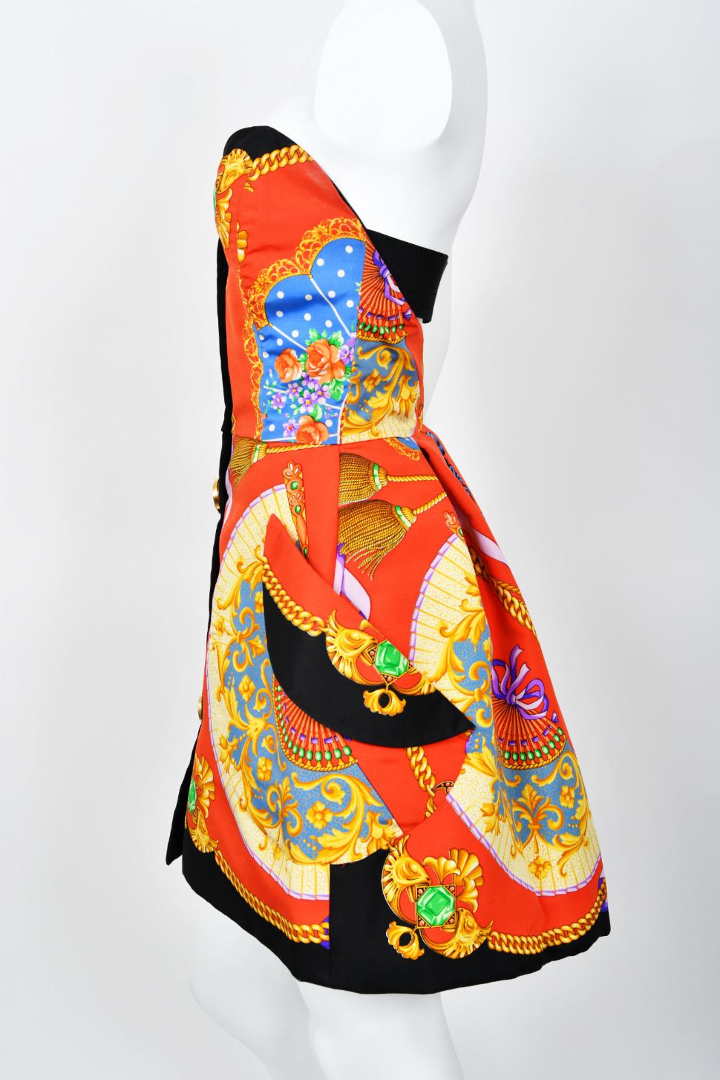 Iconic 1991 Gianni Versace Documented Runway Print Silk Strapless Mini Dress 10