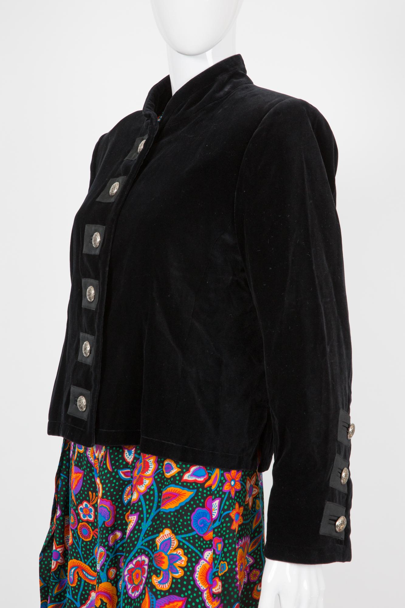 Iconic 1991s Yves Saint Laurent YSL Black Velvet Evening Jacket In Good Condition In Paris, FR