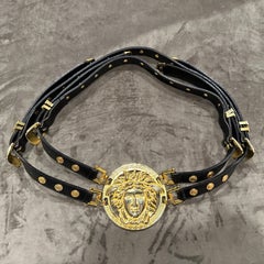 Iconique ceinture Medusa de Gianni Versace, 1992