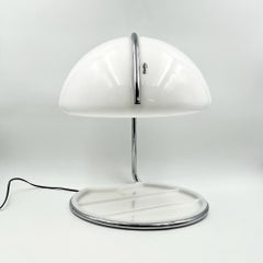 Iconic 60s Design iGuzzini 'Shell' Table Lamp by Luigi Massoni & Luciano Buttura