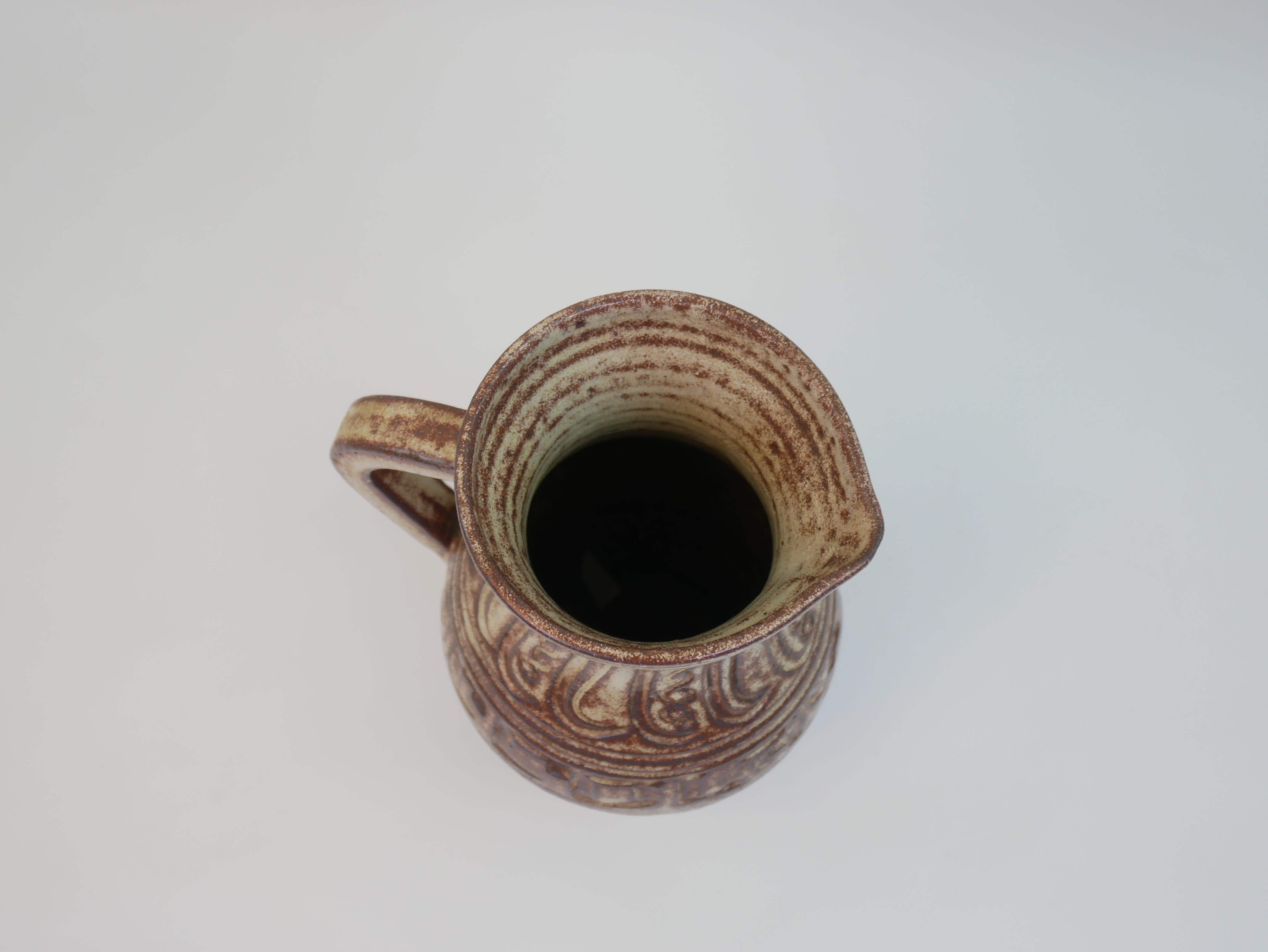 Jarra icónica de cerámica Accolay circa 1960 en venta 3