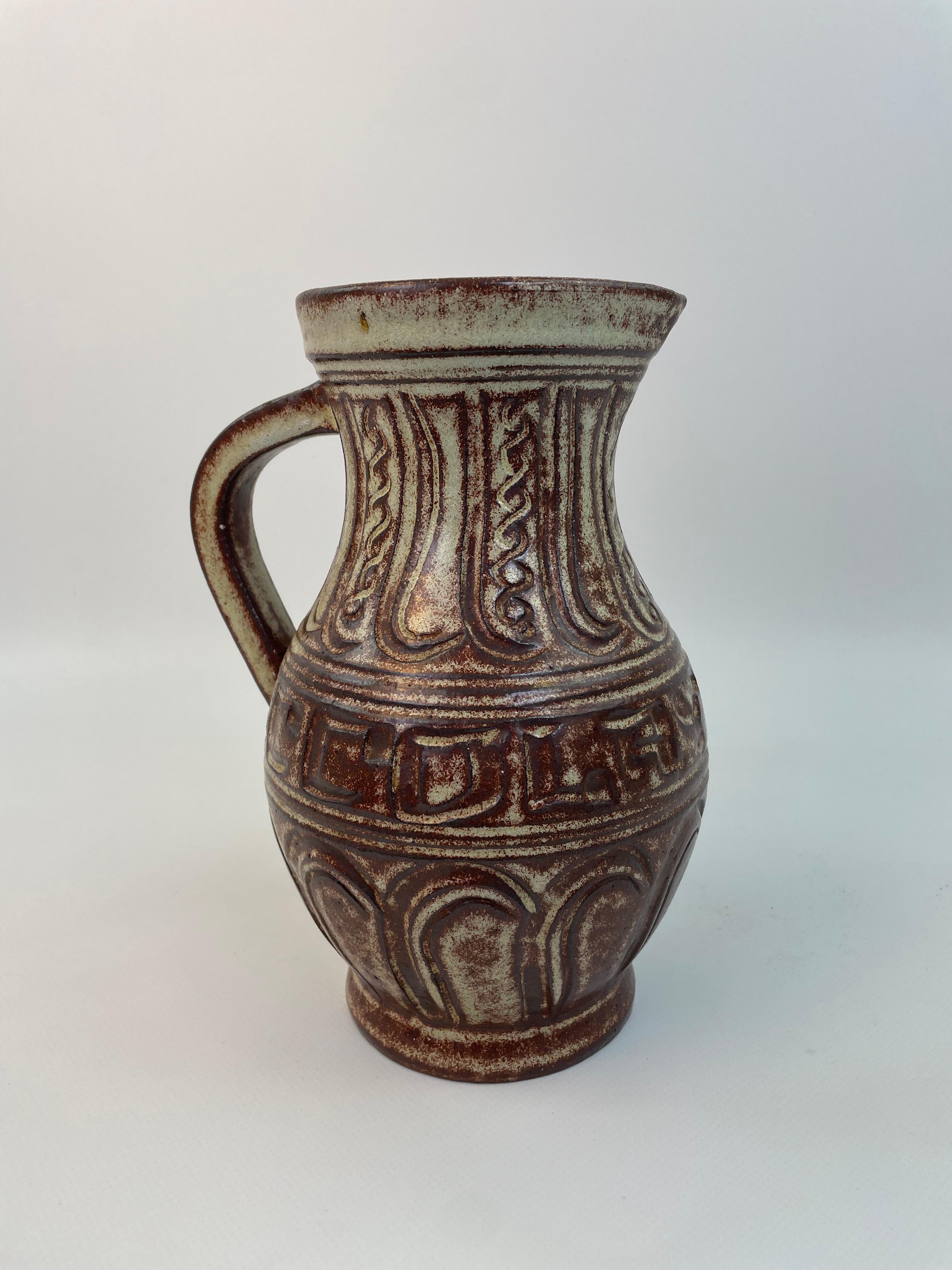 Jarra icónica de cerámica Accolay circa 1960 en venta 8