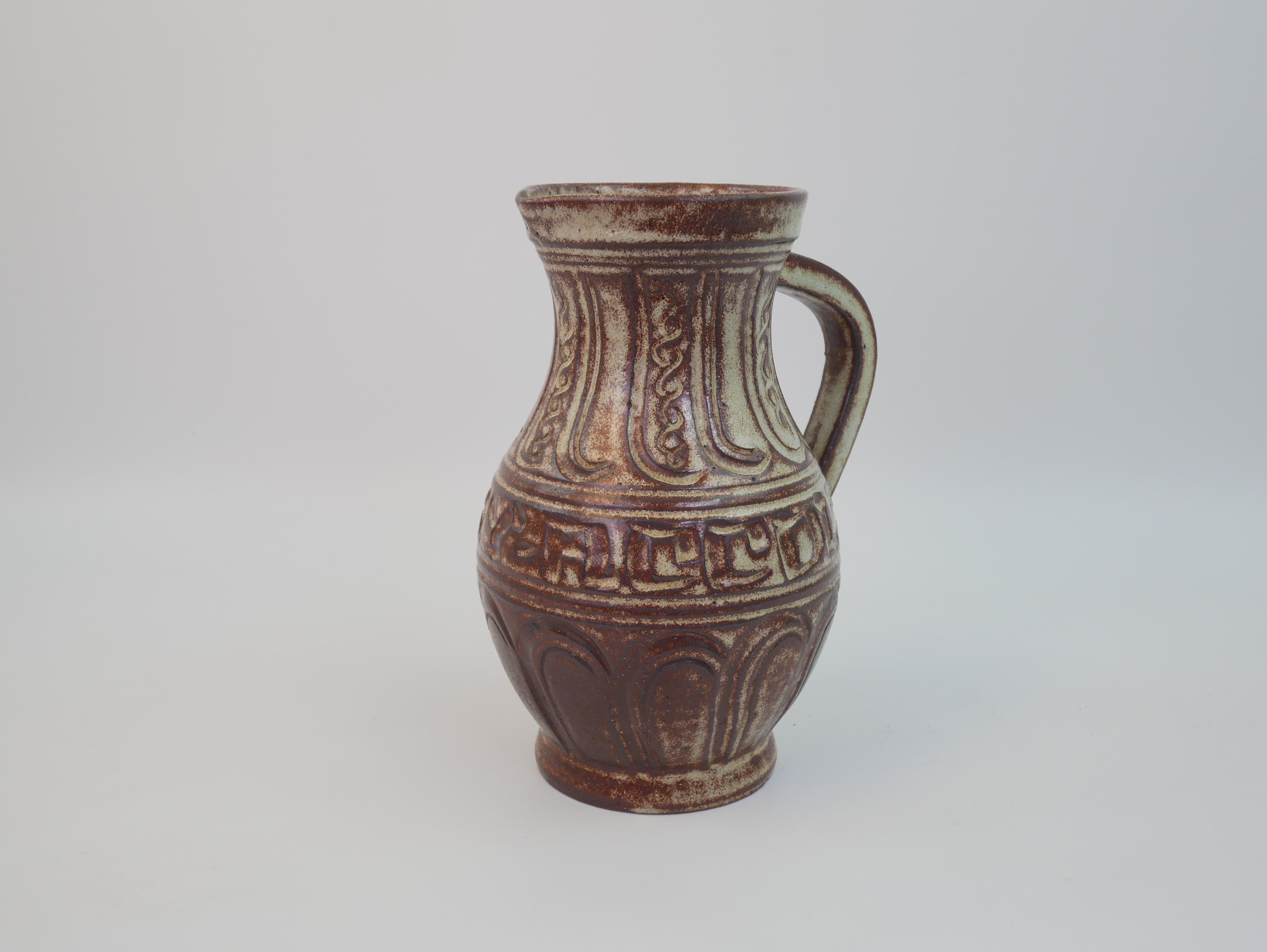 Jarra icónica de cerámica Accolay circa 1960 en Excelente estado para la venta en NICE, FR