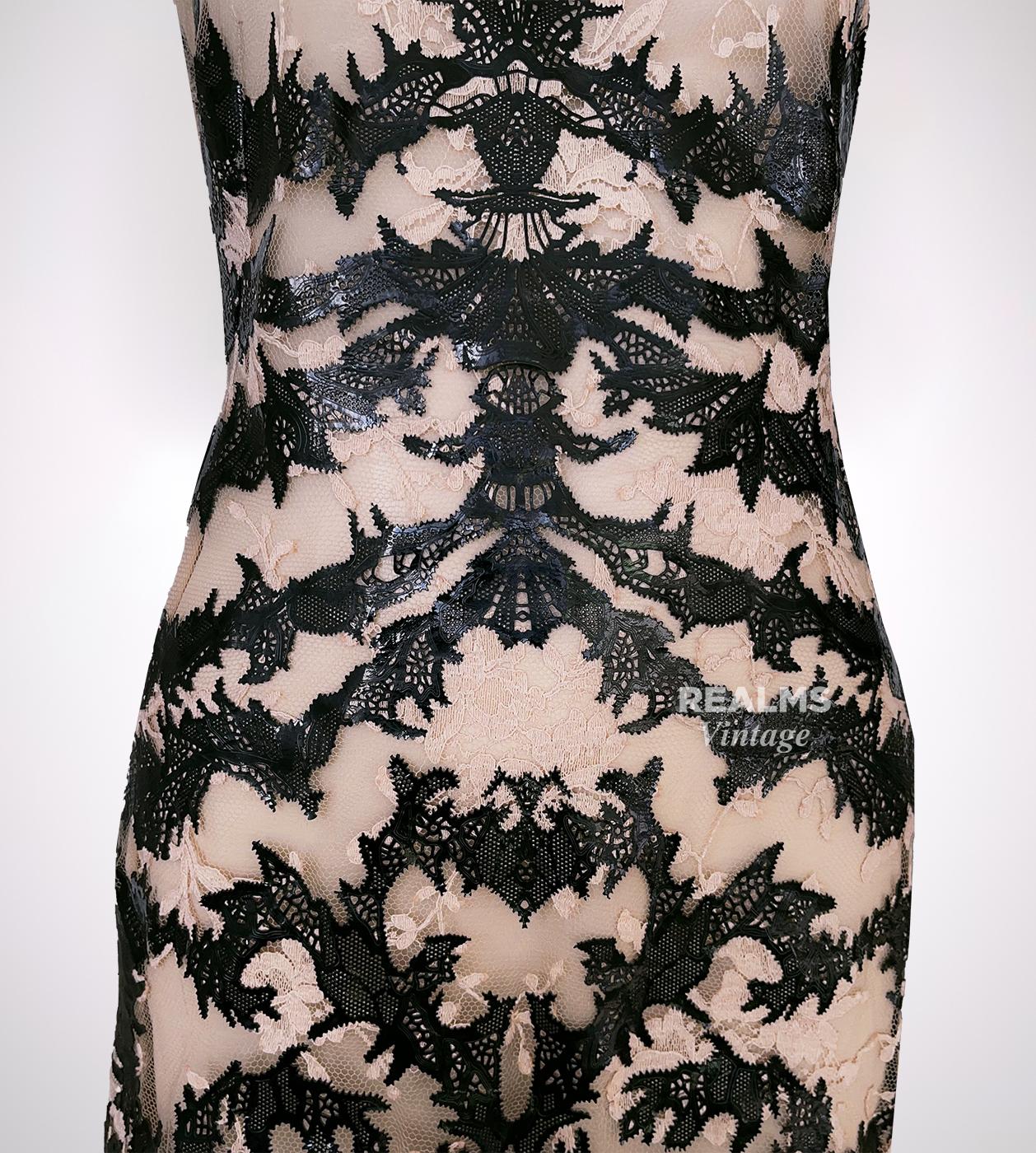 Iconic Archival Alexander McQueen SS 2012 Laser Cut Silk Lace Dress In Good Condition For Sale In Berlin, BE