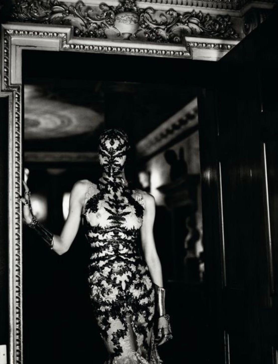 Iconic Archival Alexander McQueen SS 2012 Laser Cut Silk Lace Dress For Sale 3