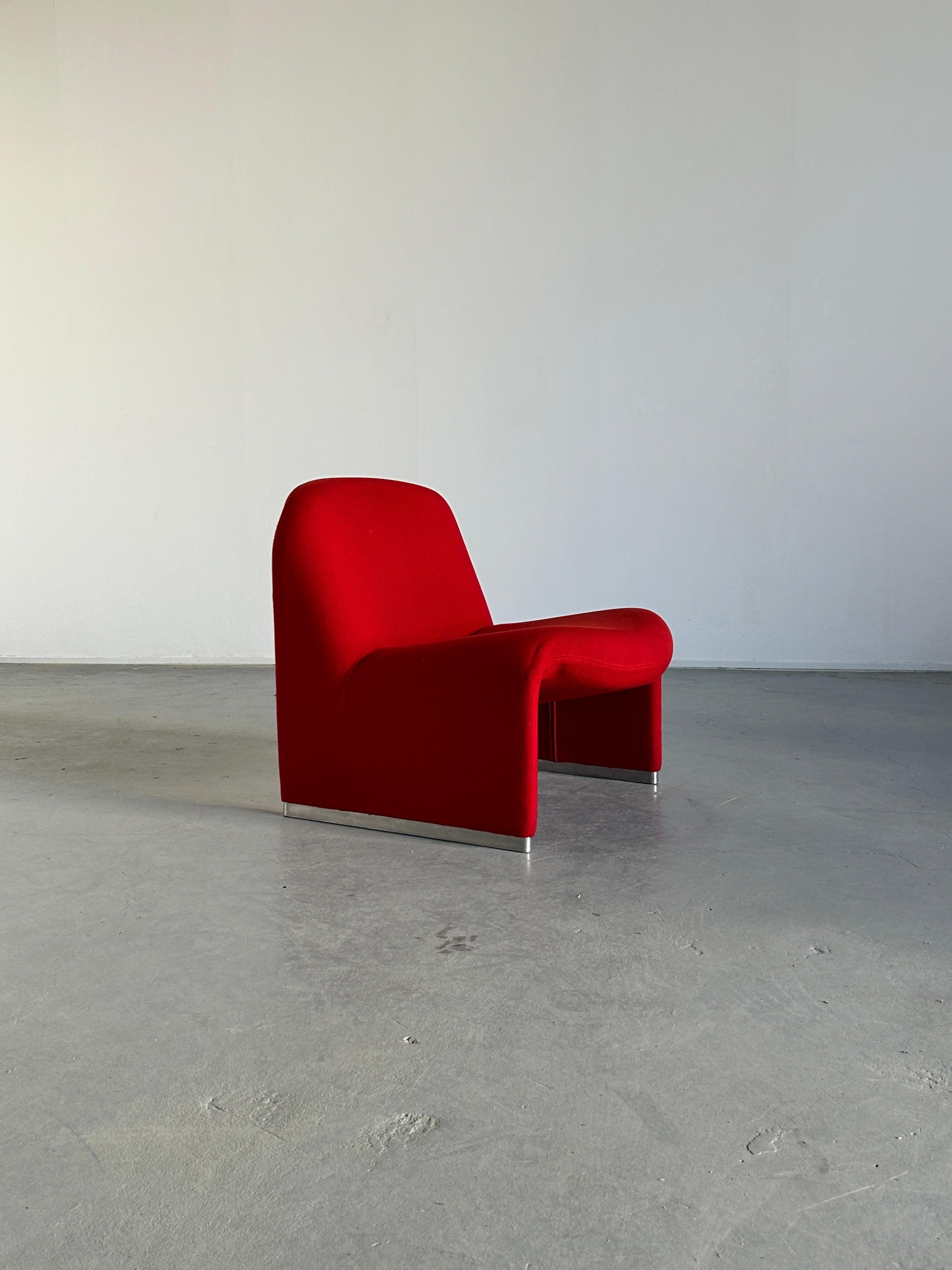 Mid-Century Modern Iconic 'Alky' chair by Giancarlo Piretti for Anonima Castelli, Red Fabric, 1970s